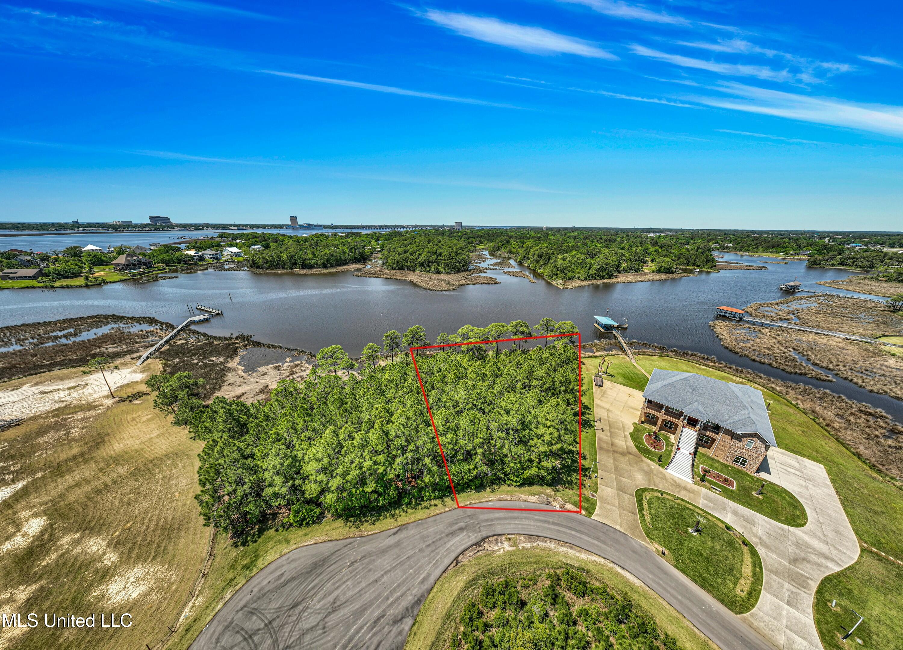 Martin Bayou Drive, Biloxi, Mississippi image 9