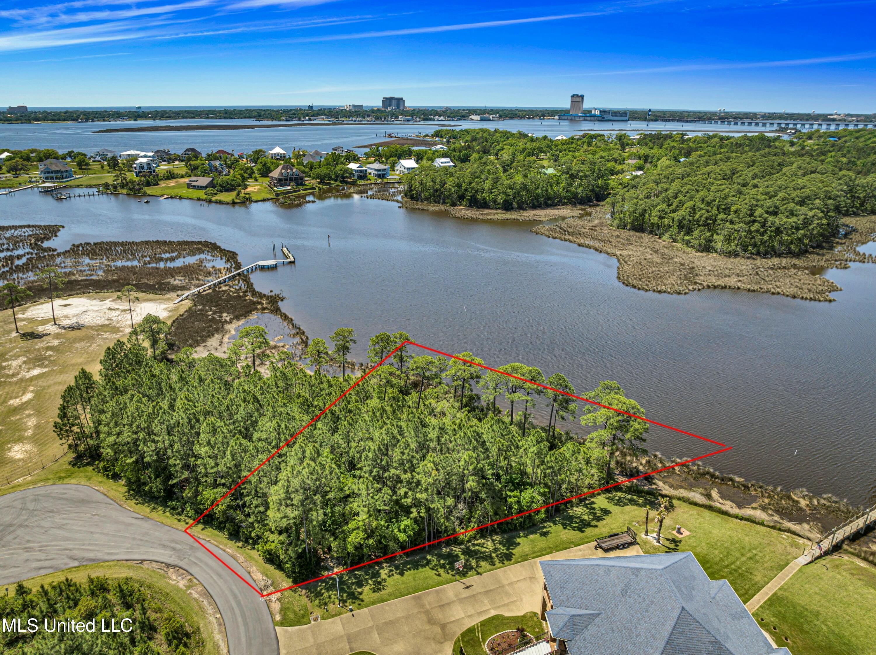 Martin Bayou Drive, Biloxi, Mississippi image 2