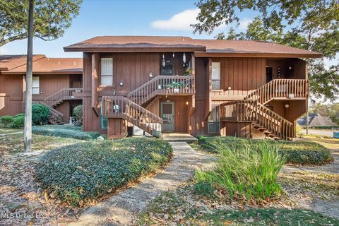 Condo For Sale - 126 Molokai<br/> Hancock County, Diamondhead, MS 39525