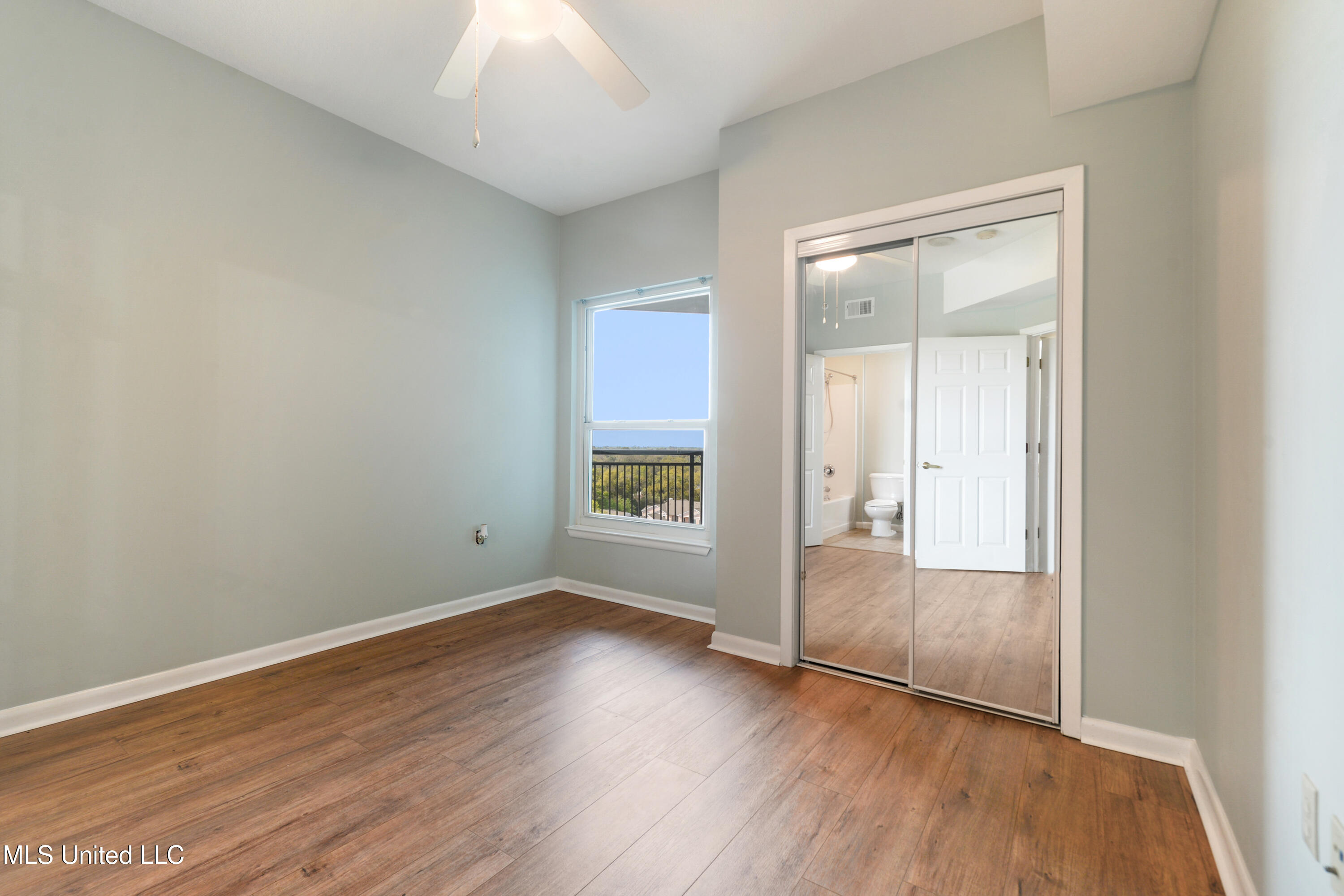 2230 Beach Drive #1002, Gulfport, Mississippi image 19