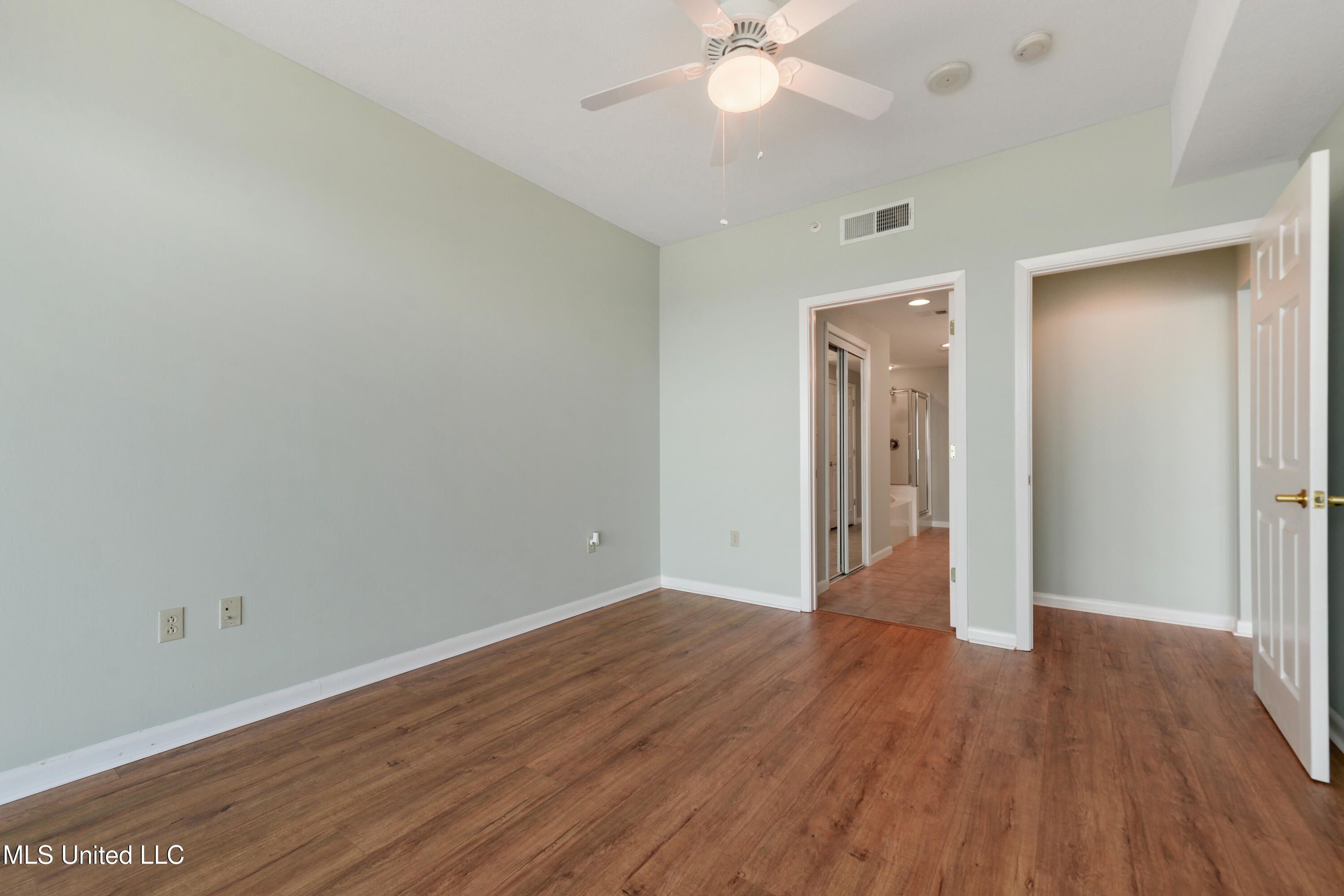 2230 Beach Drive #1002, Gulfport, Mississippi image 13