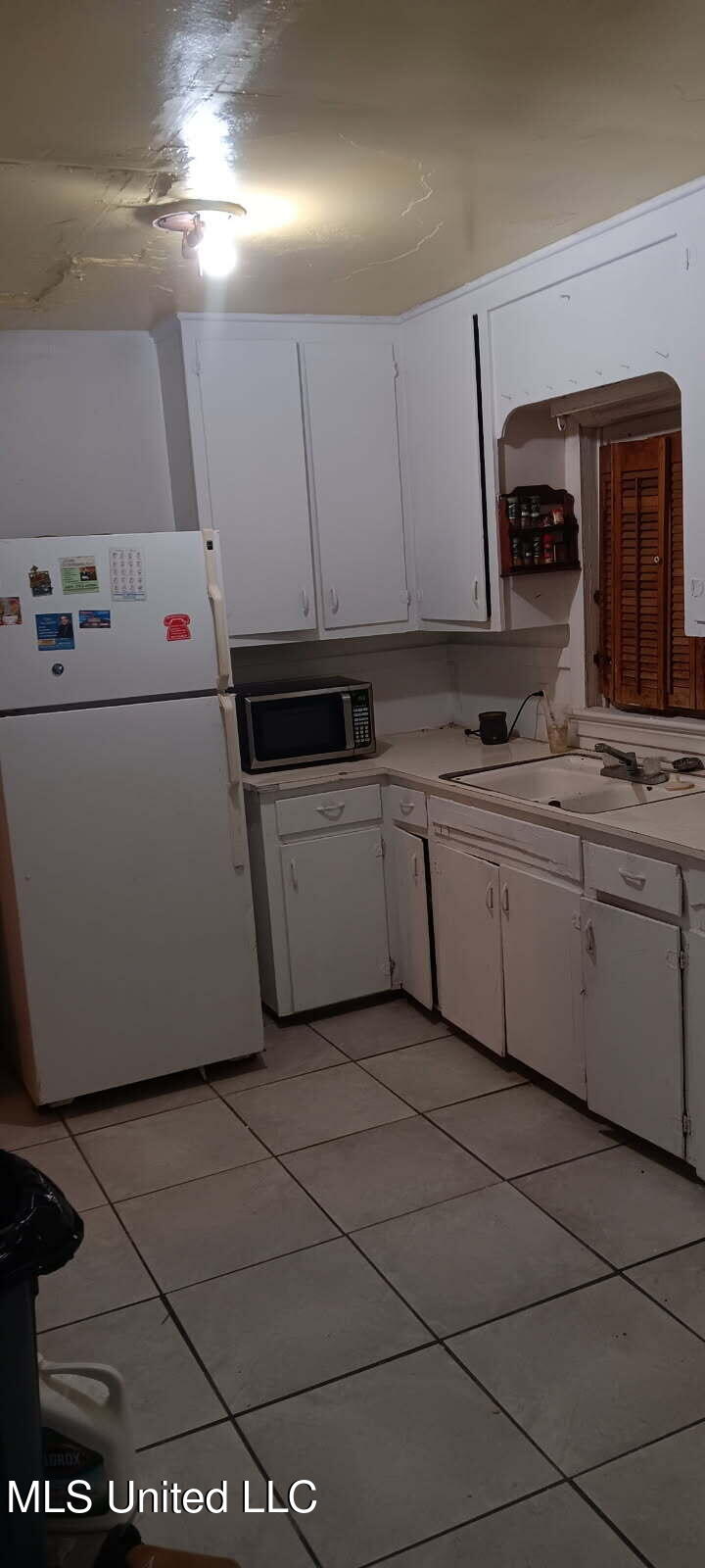 518 W Hilsdale Drive, Jackson, Mississippi image 2
