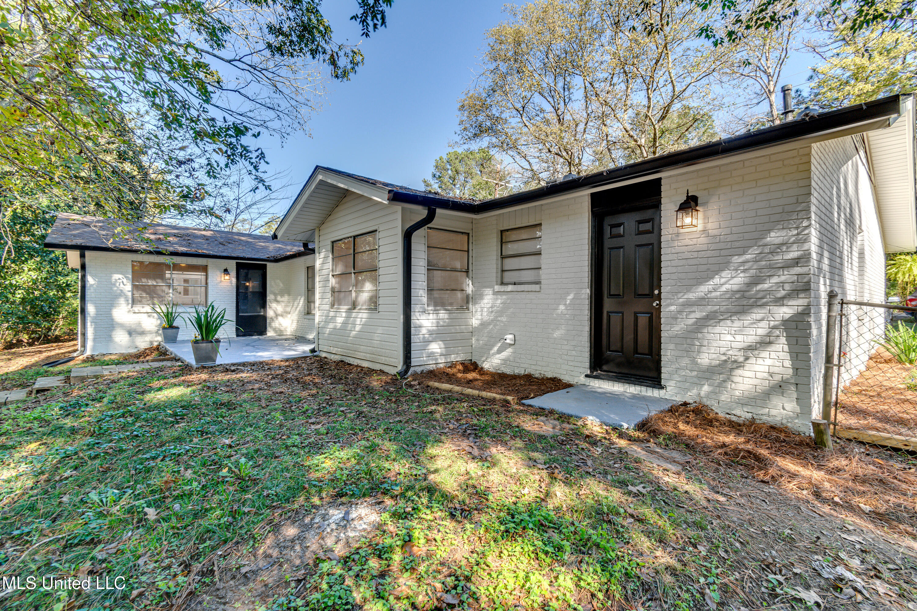 Jackson, Mississippi 39212, United States, 3 Bedrooms Bedrooms, ,2 BathroomsBathrooms,Residential,Active,32025