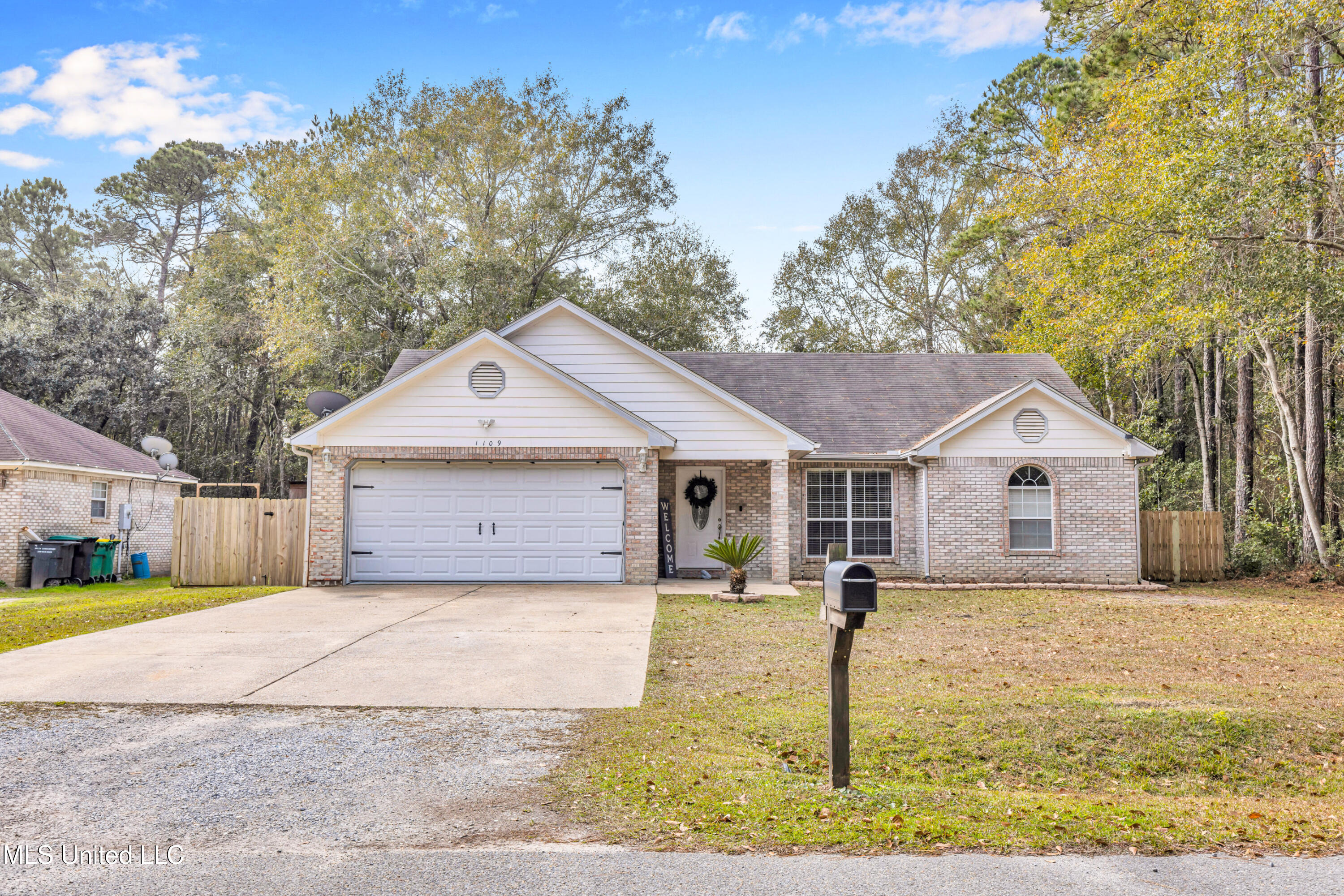 1109 Gum Street, Ocean Springs, Mississippi image 1