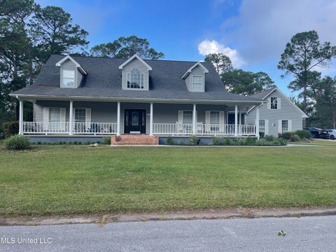 Apartment For Sale - 121 Fernwood Drive<br/> Pass Christian, MS 39571