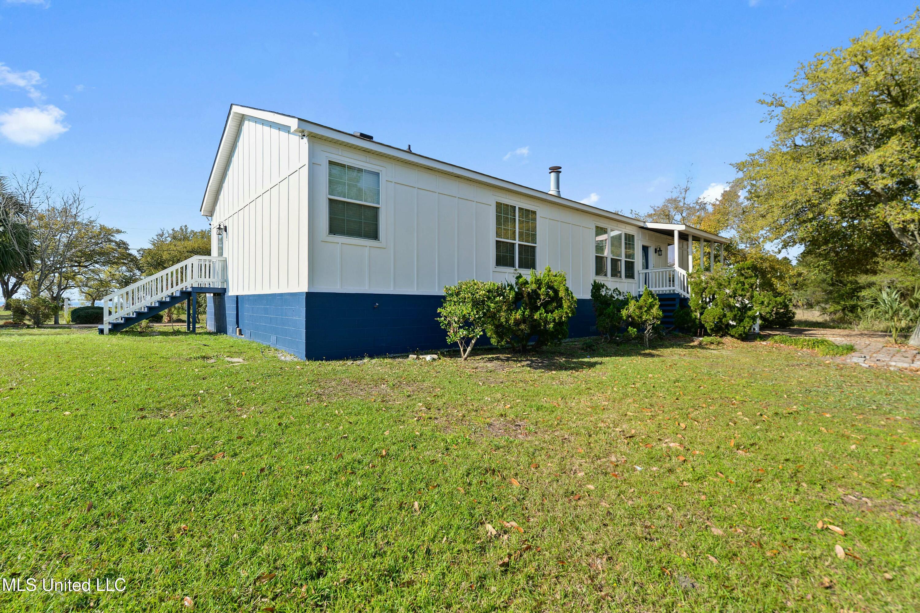 1514 Ellis Street, Pass Christian, Mississippi image 2