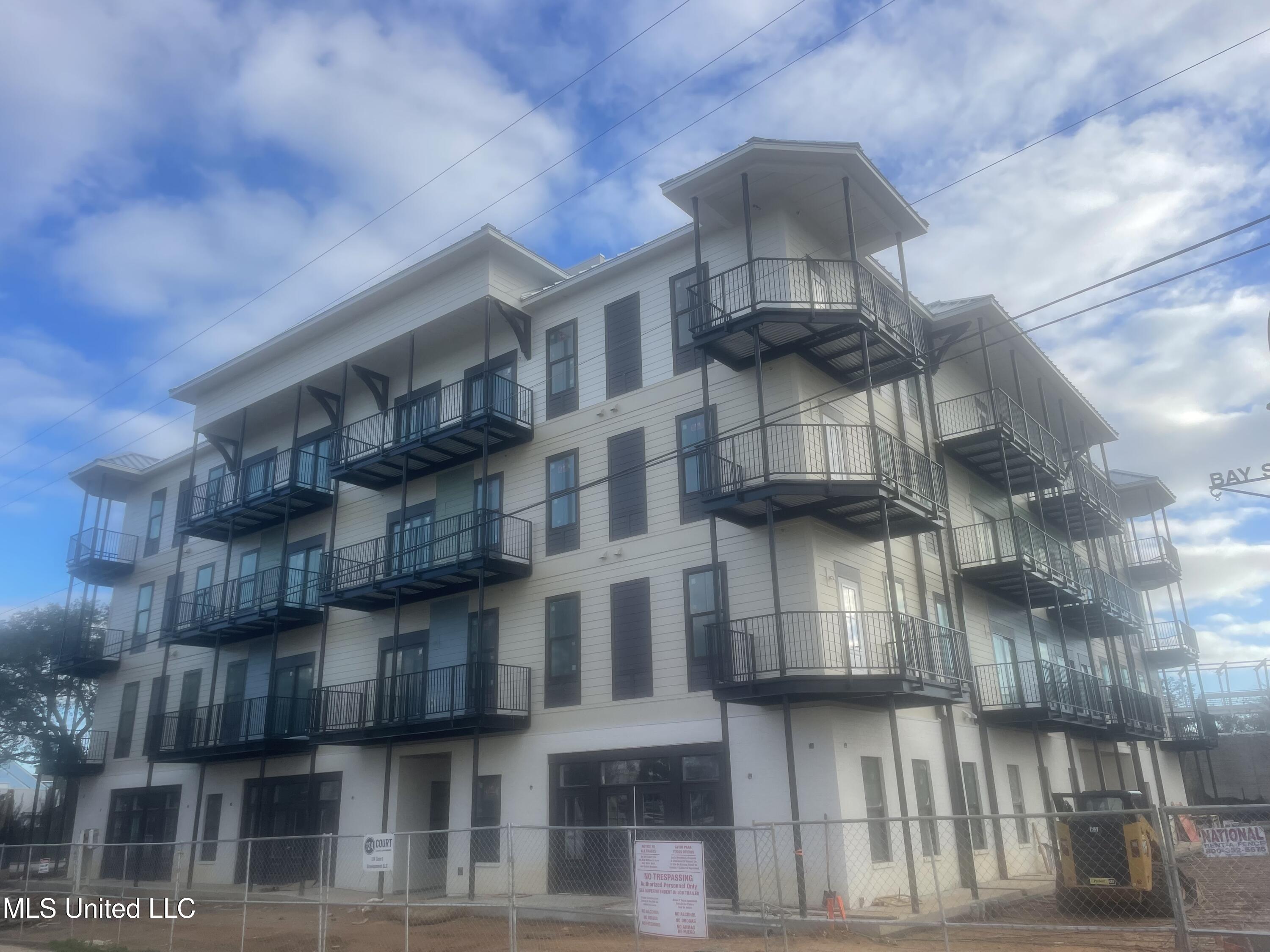 124 Court Street #305, Bay Saint Louis, Mississippi image 15