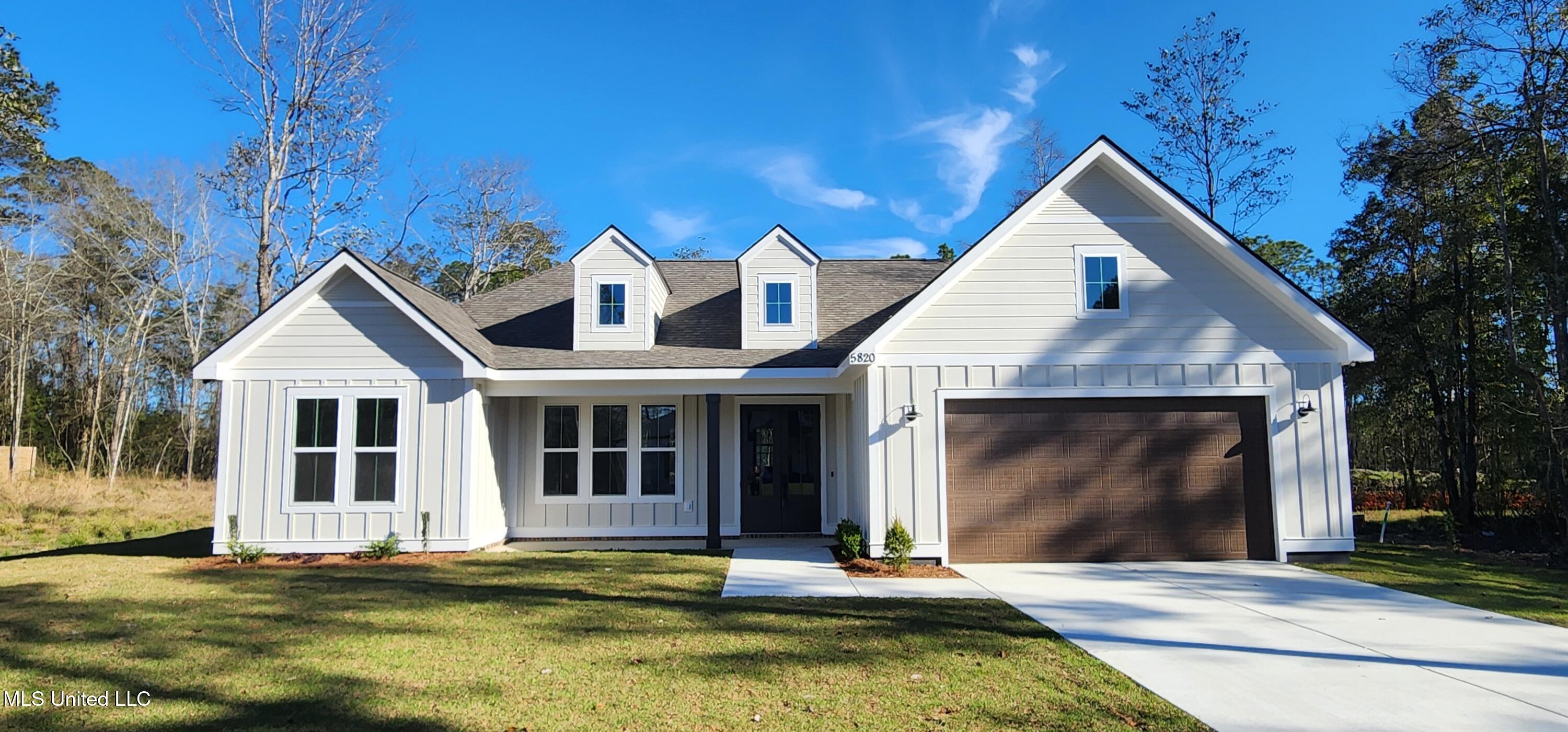 5820 Aupuni Place, Diamondhead, Mississippi image 3