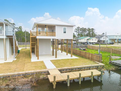 Homes For Sale - 5049 Georgia Street<br/> Hancock County, Bay Saint Louis, MS 39520