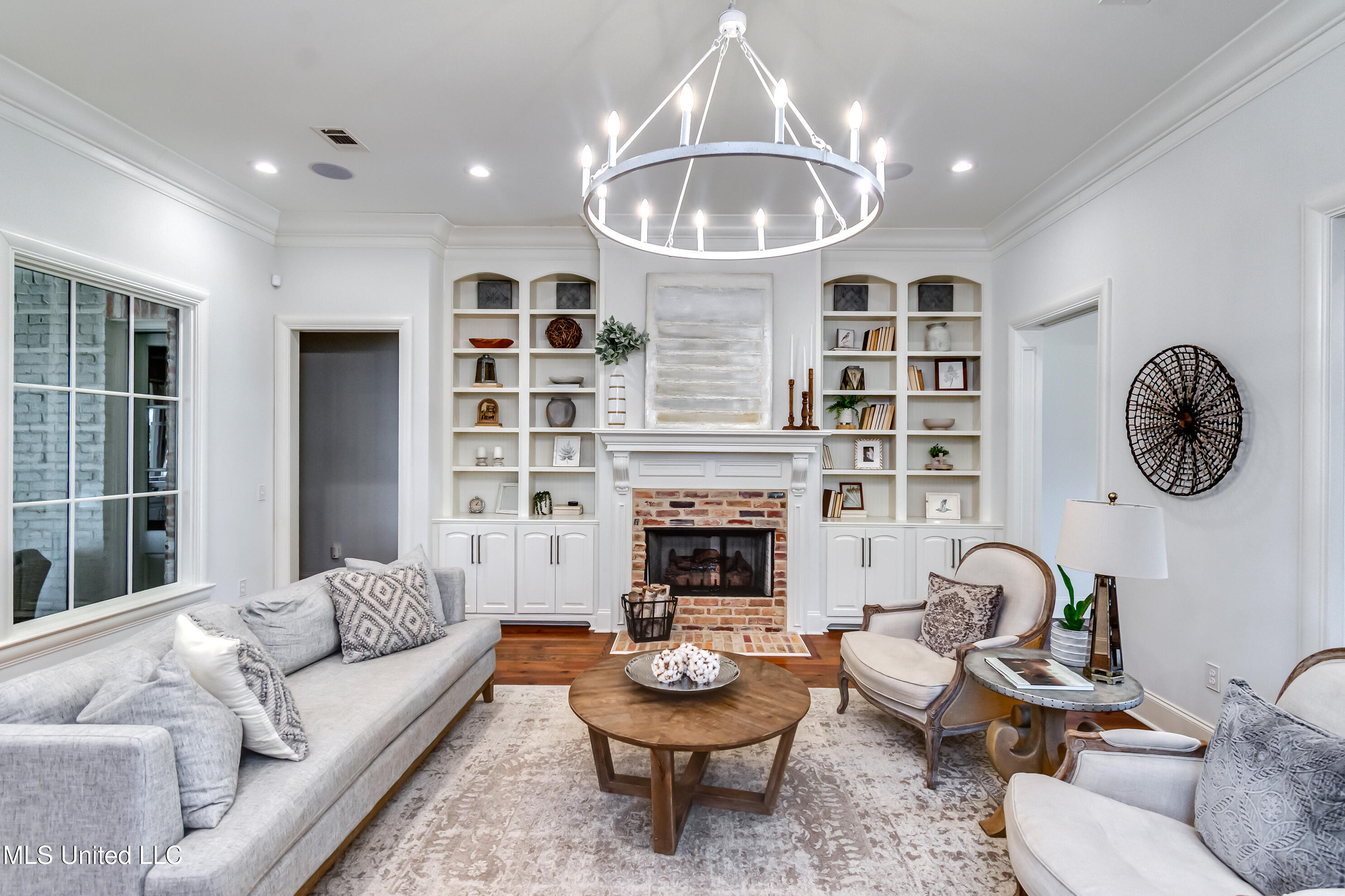 Madison, Mississippi 39110, United States, 5 Bedrooms Bedrooms, ,5 BathroomsBathrooms,Residential,Active,165052