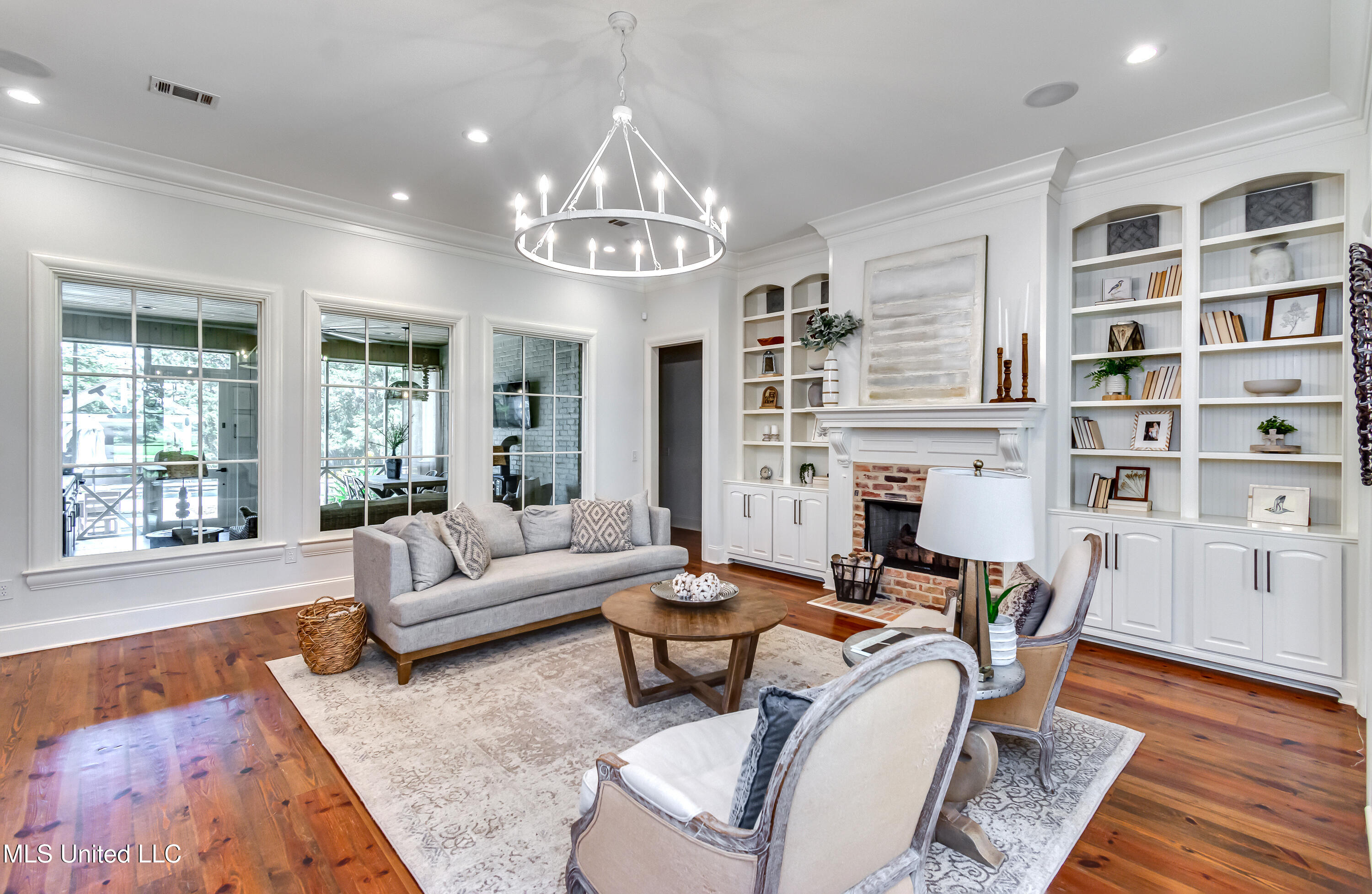 Madison, Mississippi 39110, United States, 5 Bedrooms Bedrooms, ,5 BathroomsBathrooms,Residential,Active,165052