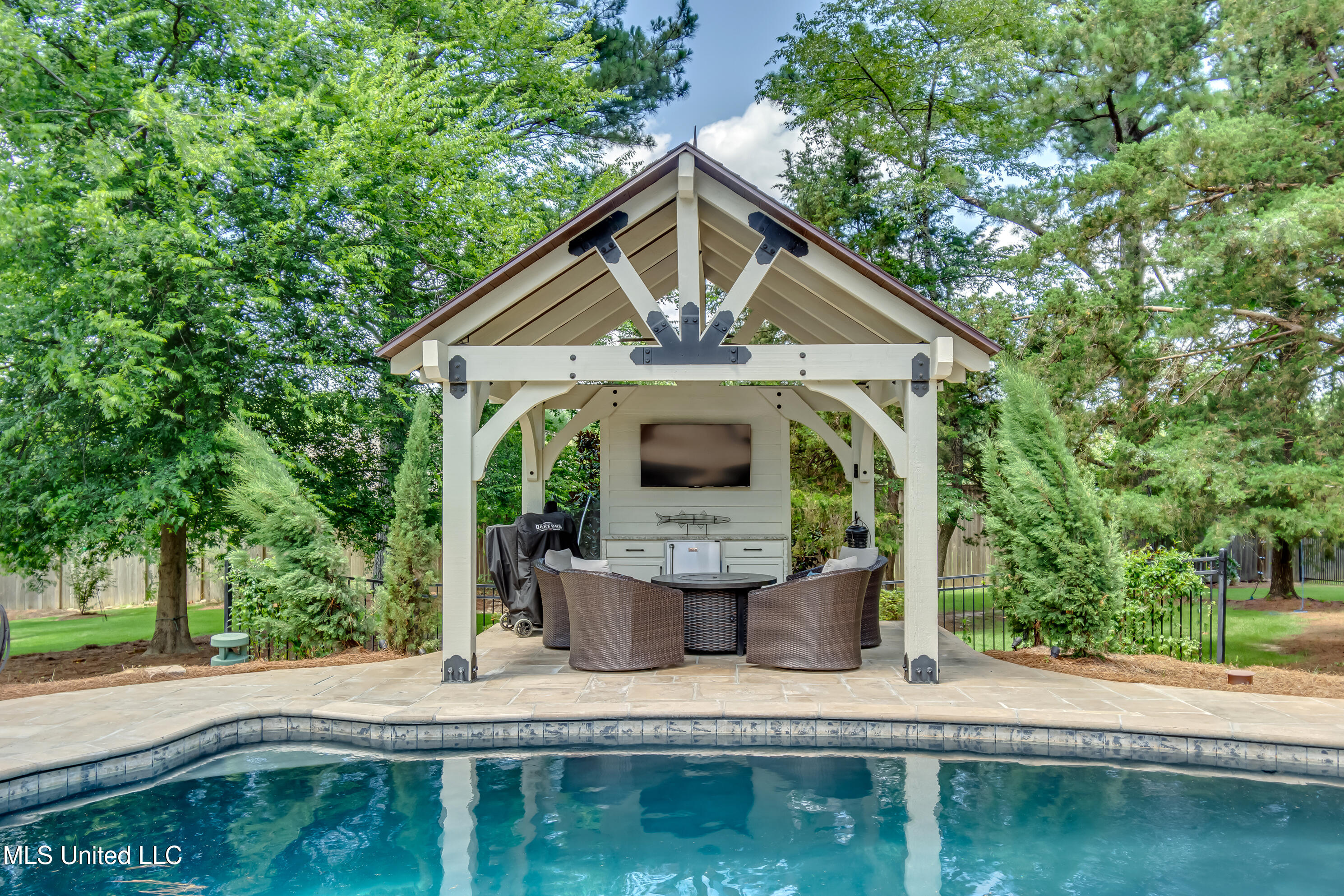 Madison, Mississippi 39110, United States, 5 Bedrooms Bedrooms, ,5 BathroomsBathrooms,Residential,Active,165052