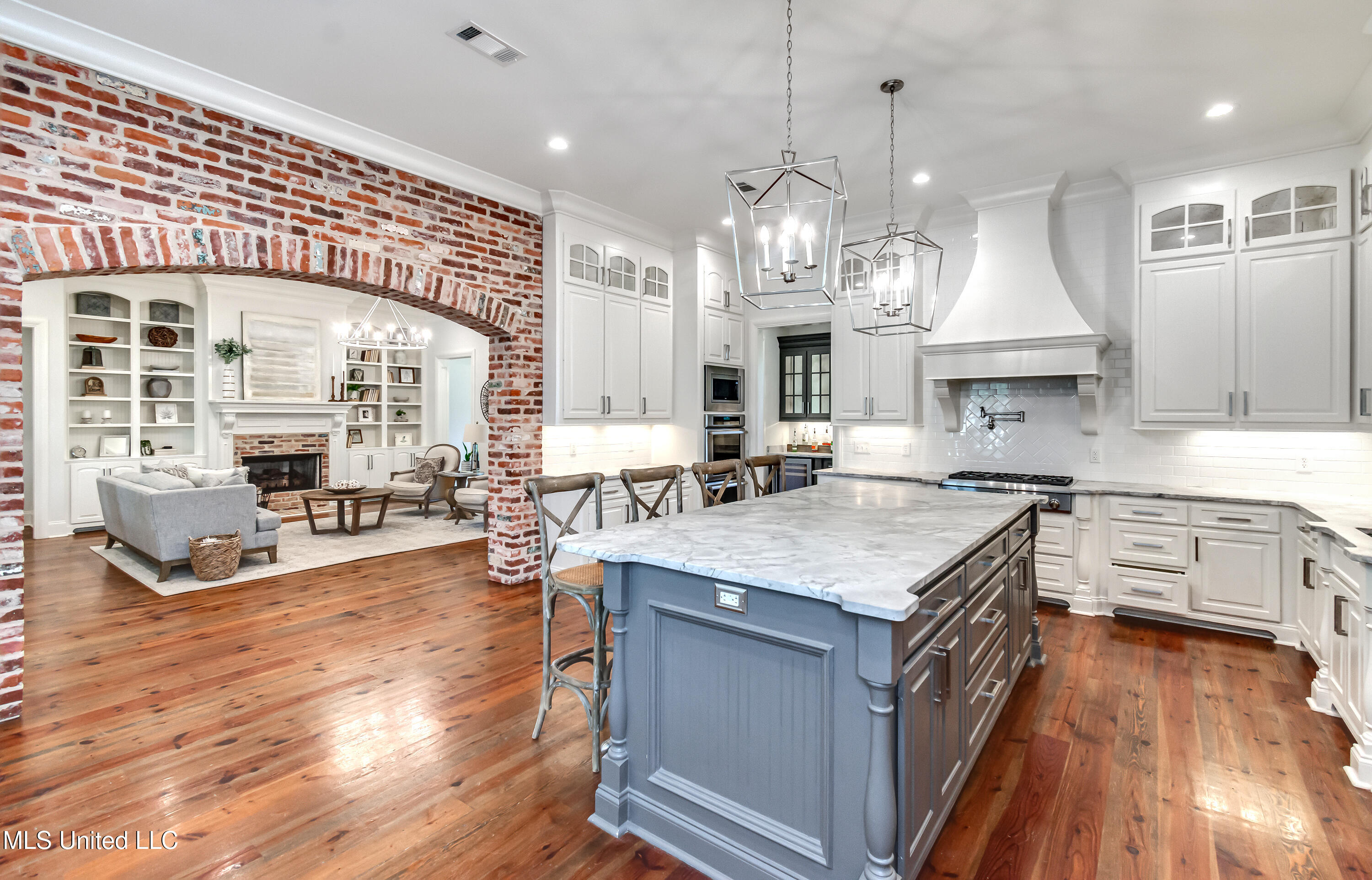 Madison, Mississippi 39110, United States, 5 Bedrooms Bedrooms, ,5 BathroomsBathrooms,Residential,Active,165052