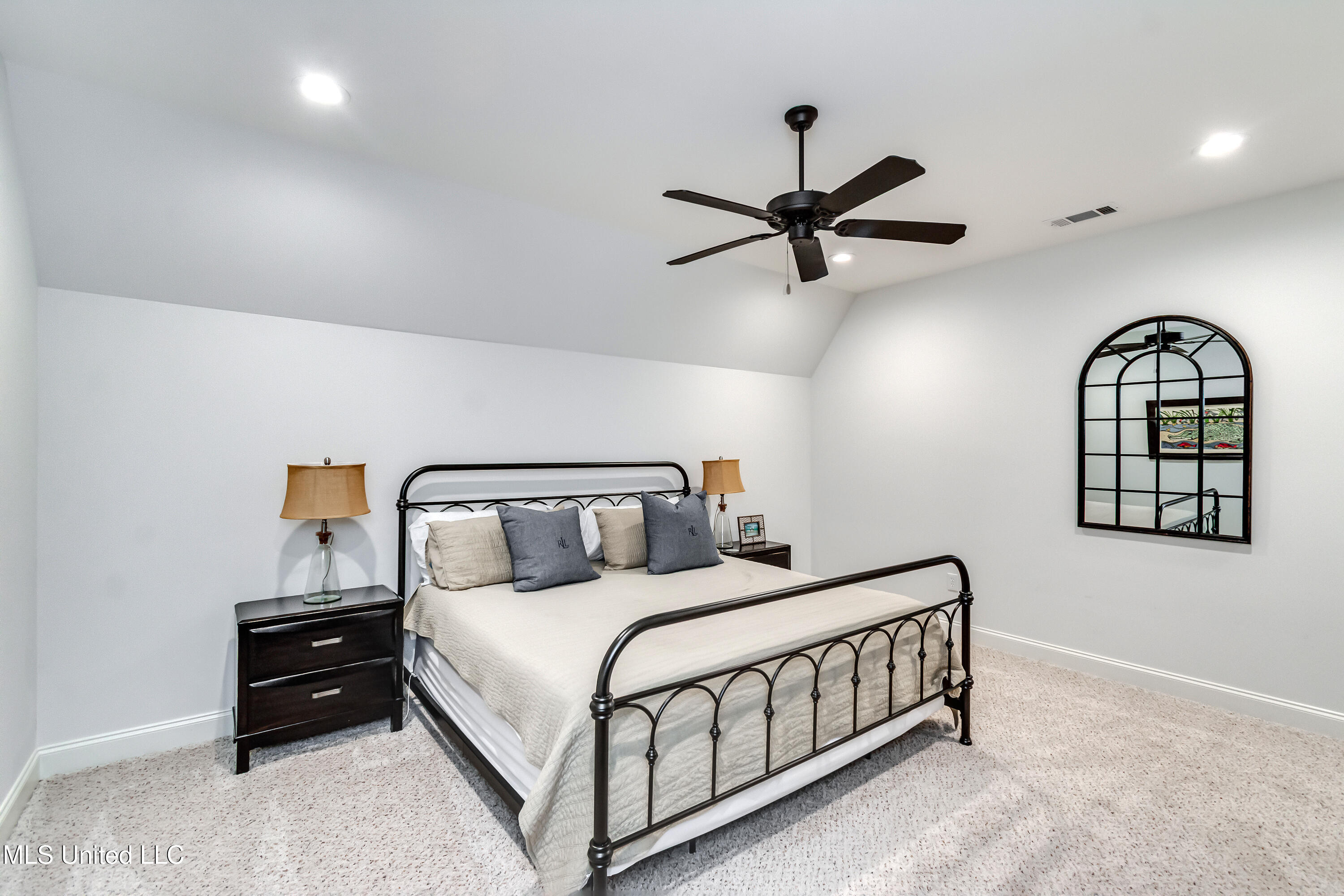 Madison, Mississippi 39110, United States, 5 Bedrooms Bedrooms, ,5 BathroomsBathrooms,Residential,Active,165052