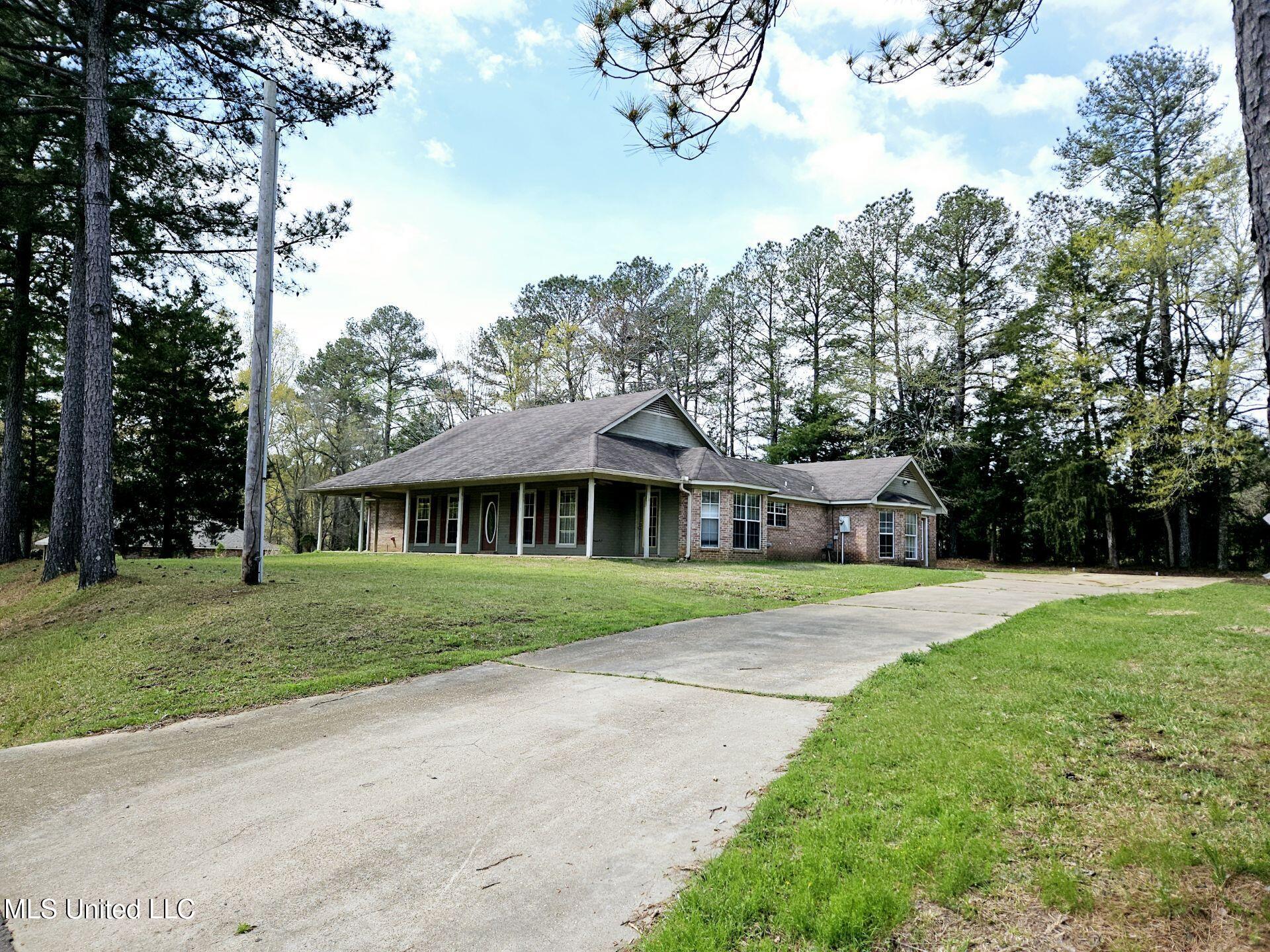 109 Stanton Hall Drive, Florence, Mississippi image 3
