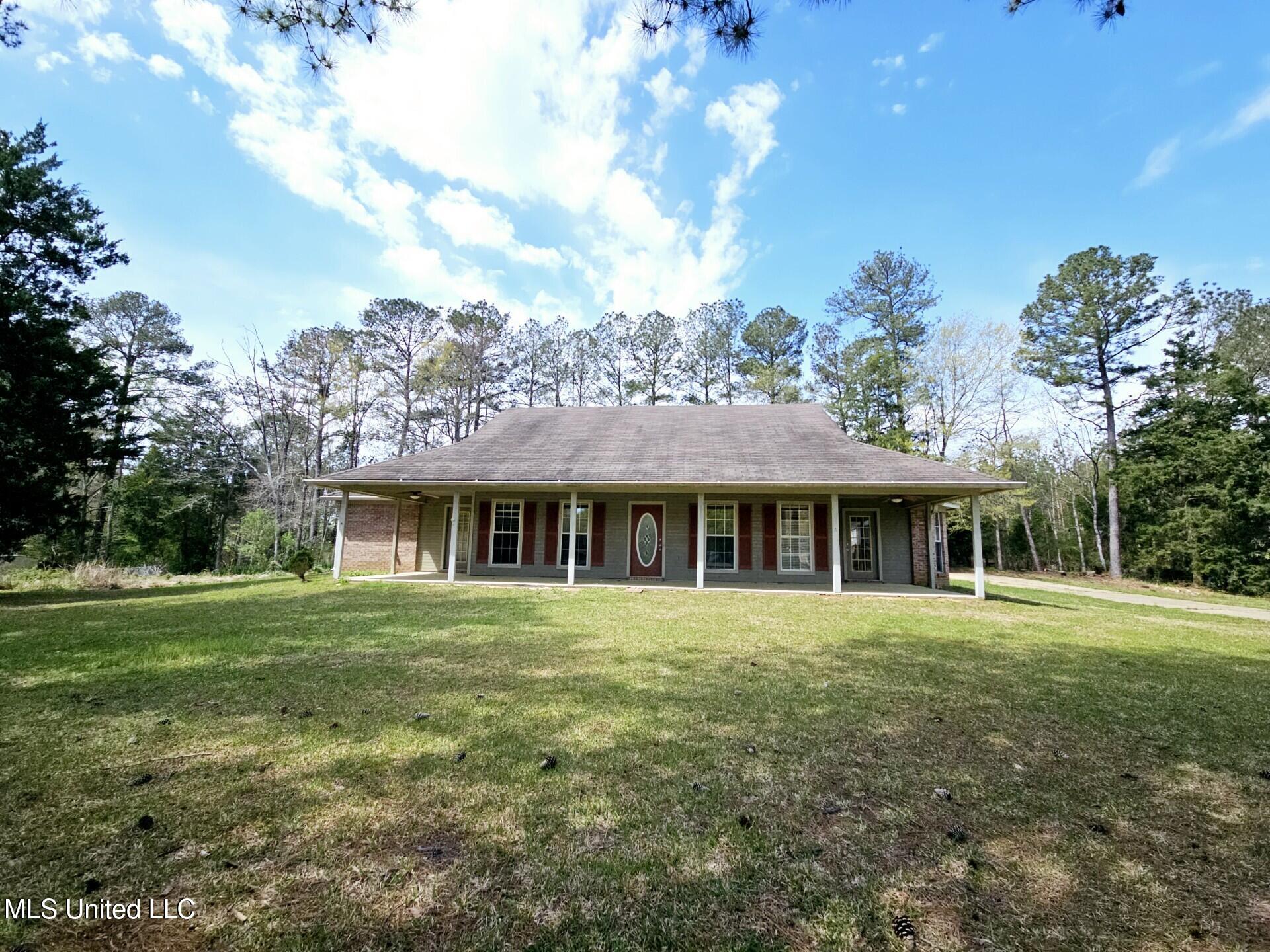 109 Stanton Hall Drive, Florence, Mississippi image 2