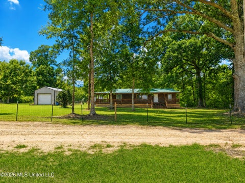 Mobile Home For Sale - 72 Mitchell Baughman Road<br/> Pearl River County, Poplarville, MS 39470