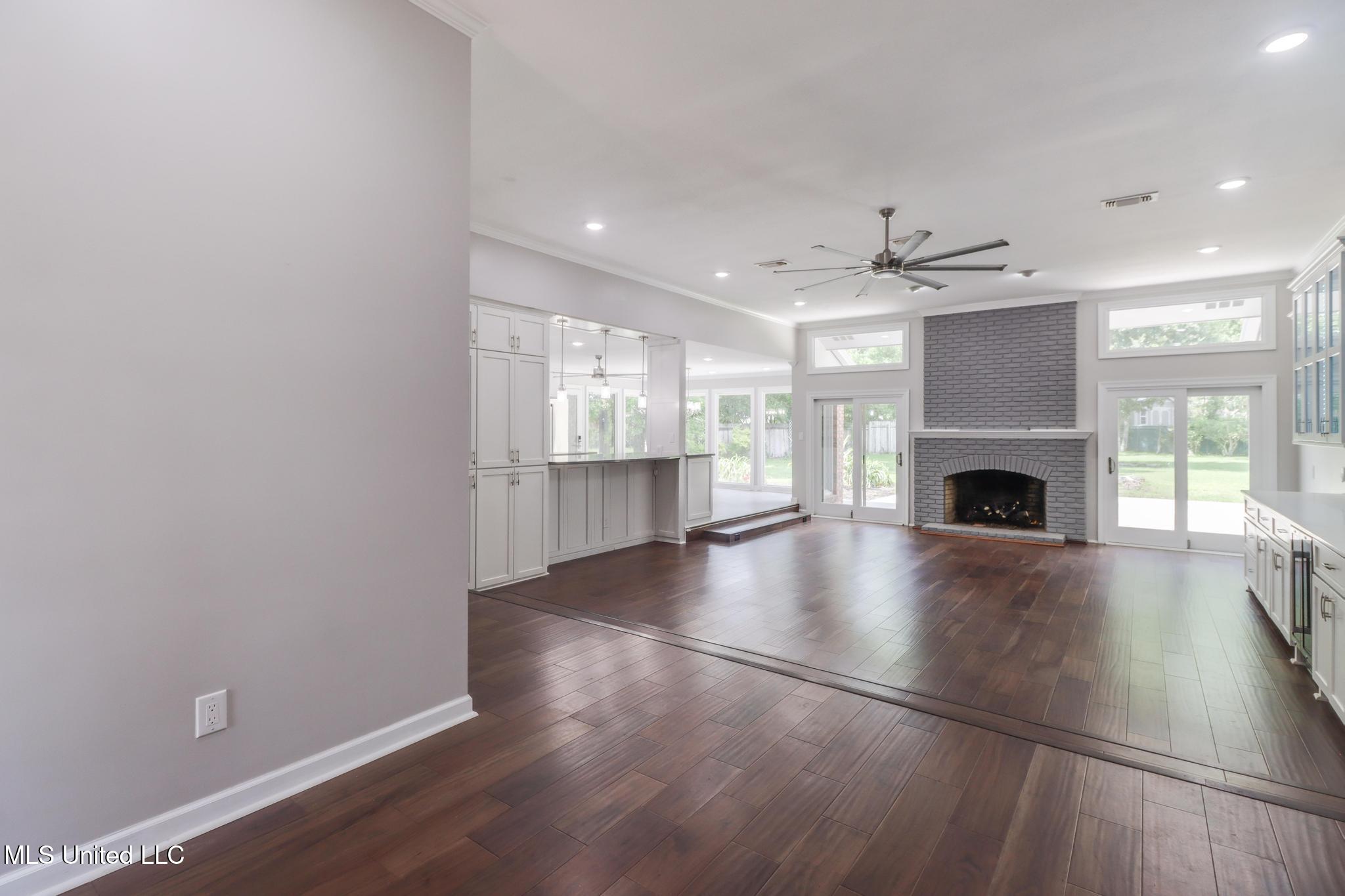 14000 Cerro Verde Drive, Ocean Springs, Mississippi image 4