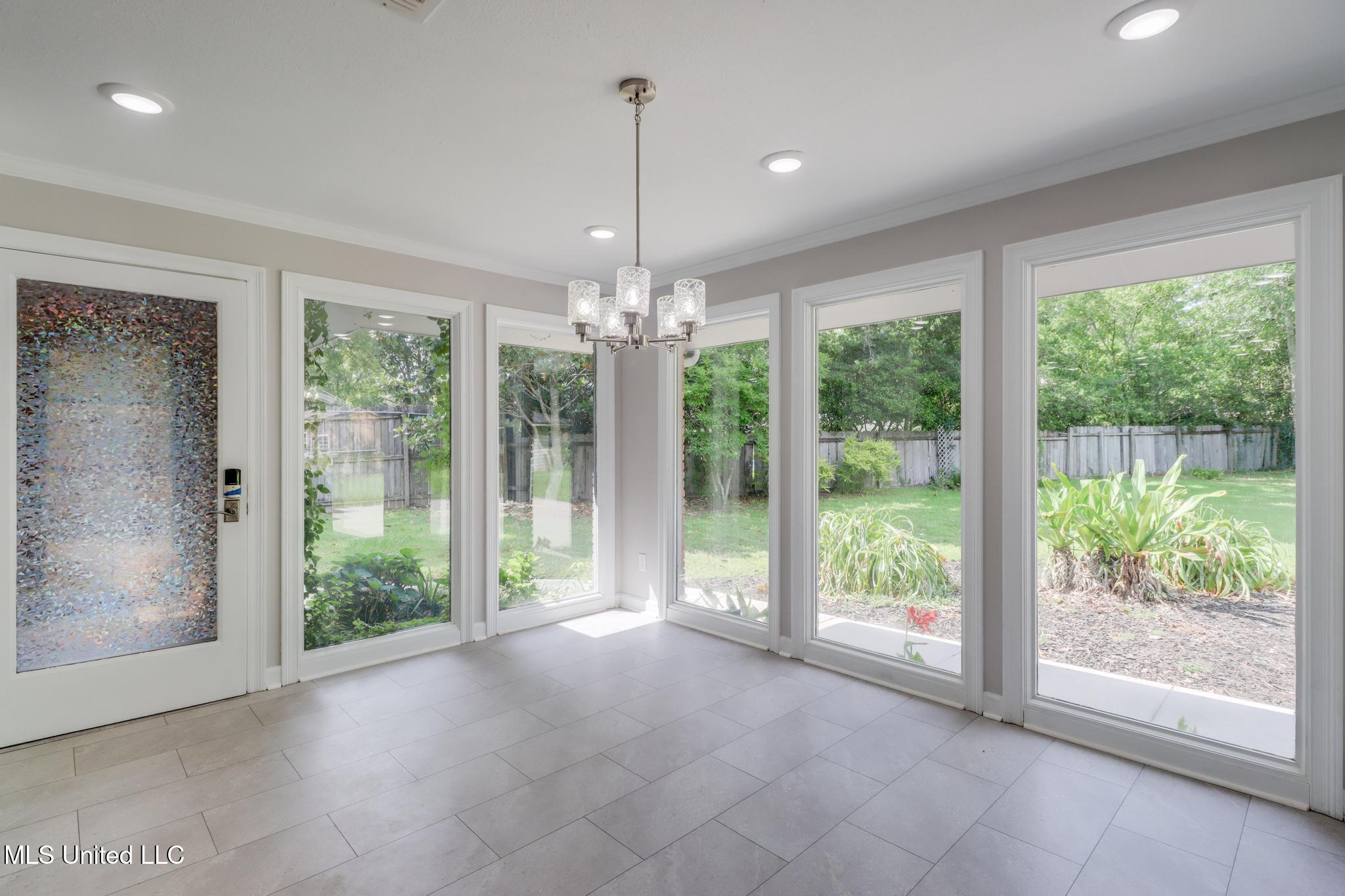 14000 Cerro Verde Drive, Ocean Springs, Mississippi image 7