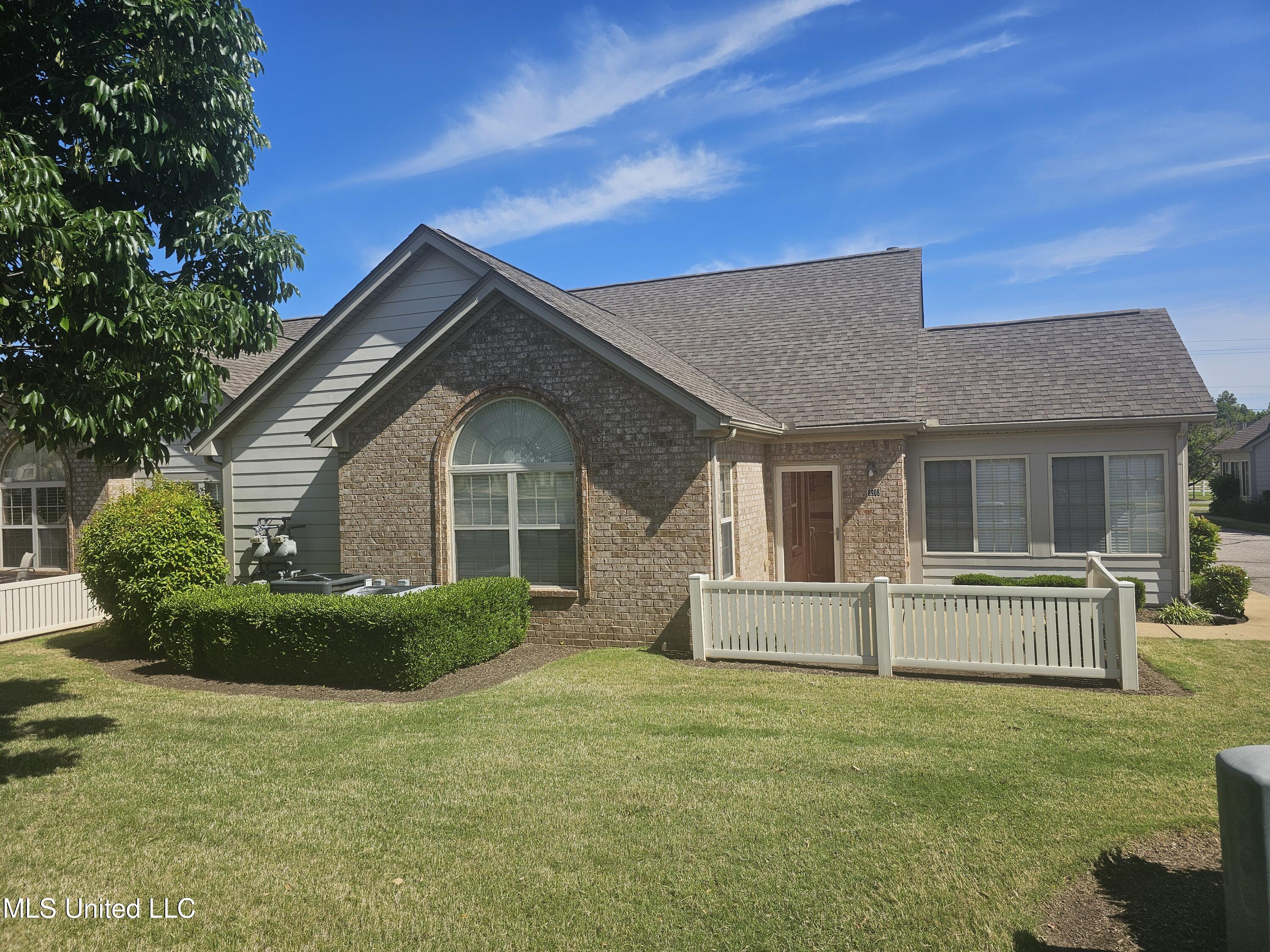 8906 Oak Branch Lane, Olive Branch, Mississippi image 8