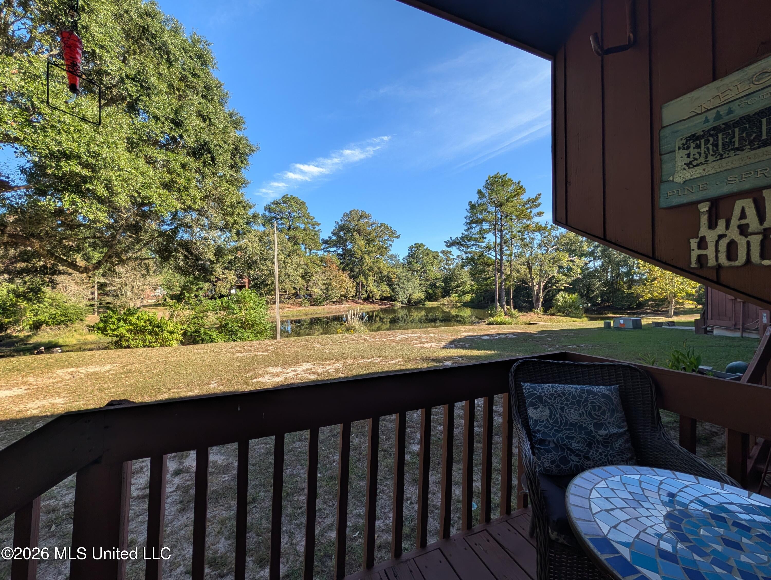 108 Lakeside Villa