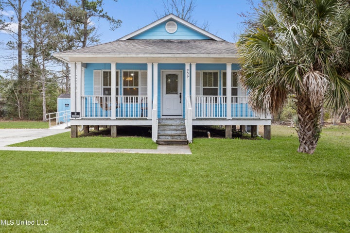 Photo 1 of 27 — 909 Dicks Street, Waveland, MS 39576