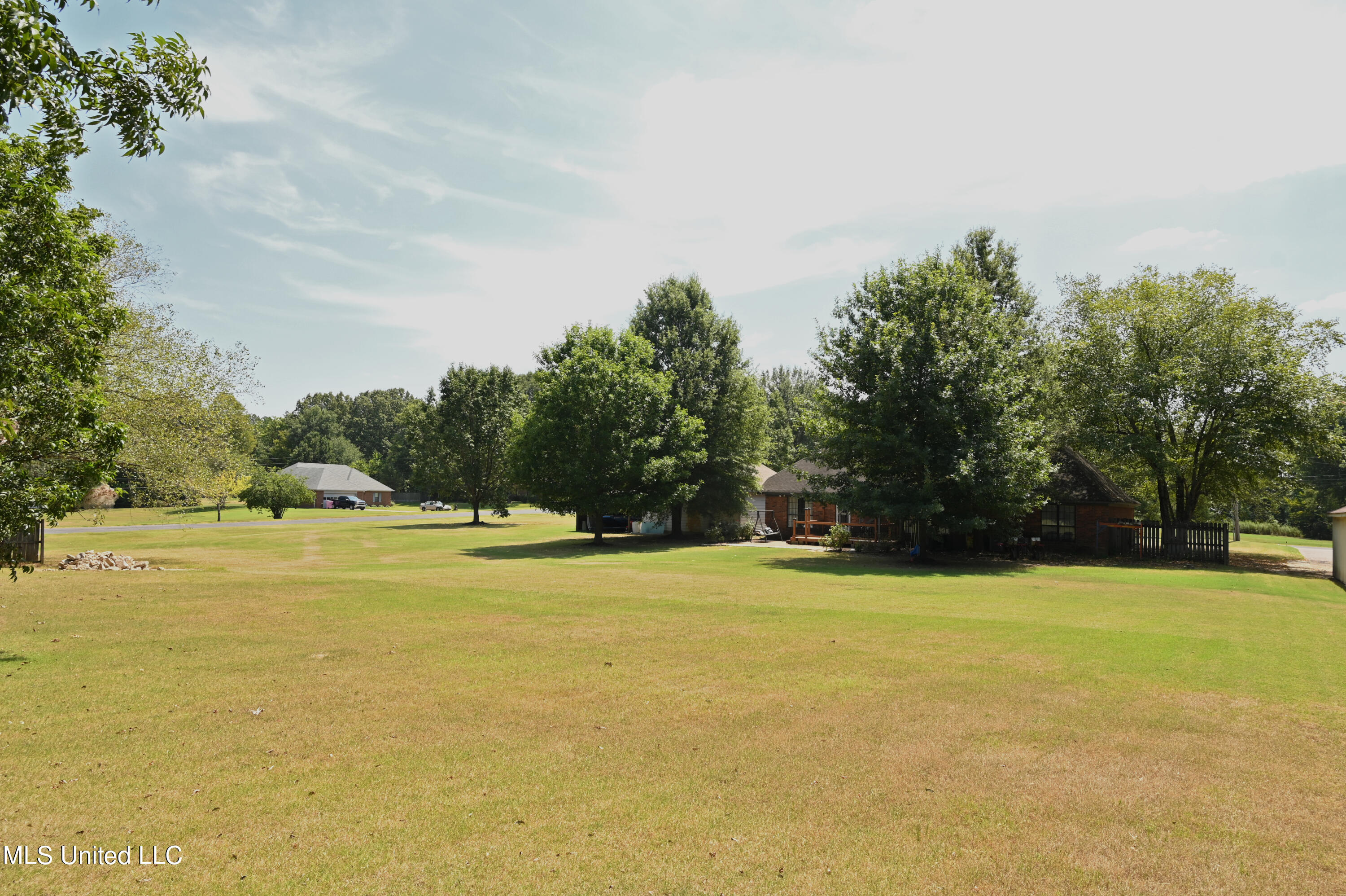 3374 Oak Leaf Drive, Olive Branch, Mississippi image 27