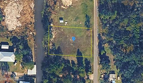 Vacant Land For Sale - 3517 Morrow Dr<br/> Harrison County, Pass Christian, MS 39571