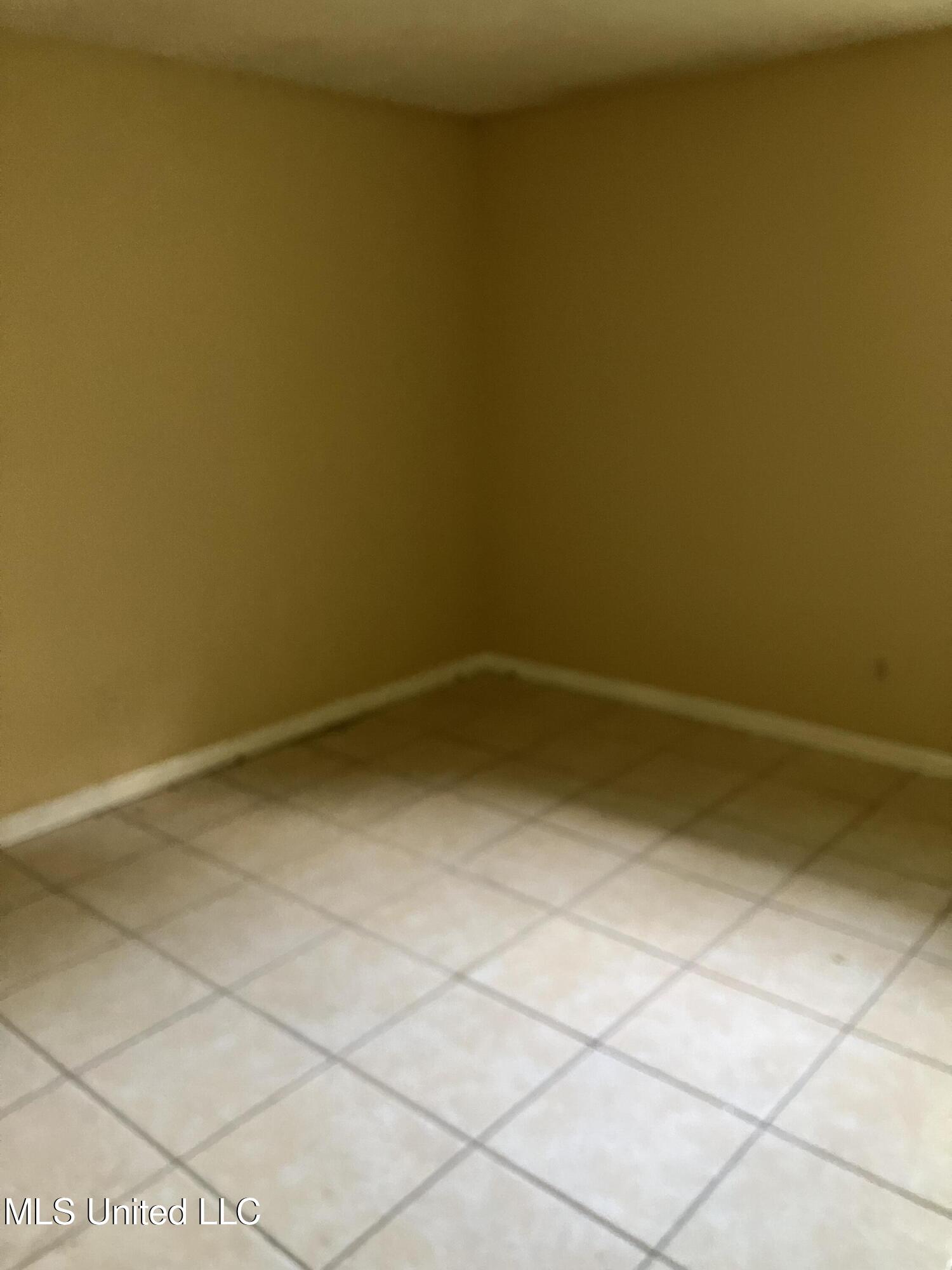 2825 7th Avenue, Gulfport, Mississippi image 2