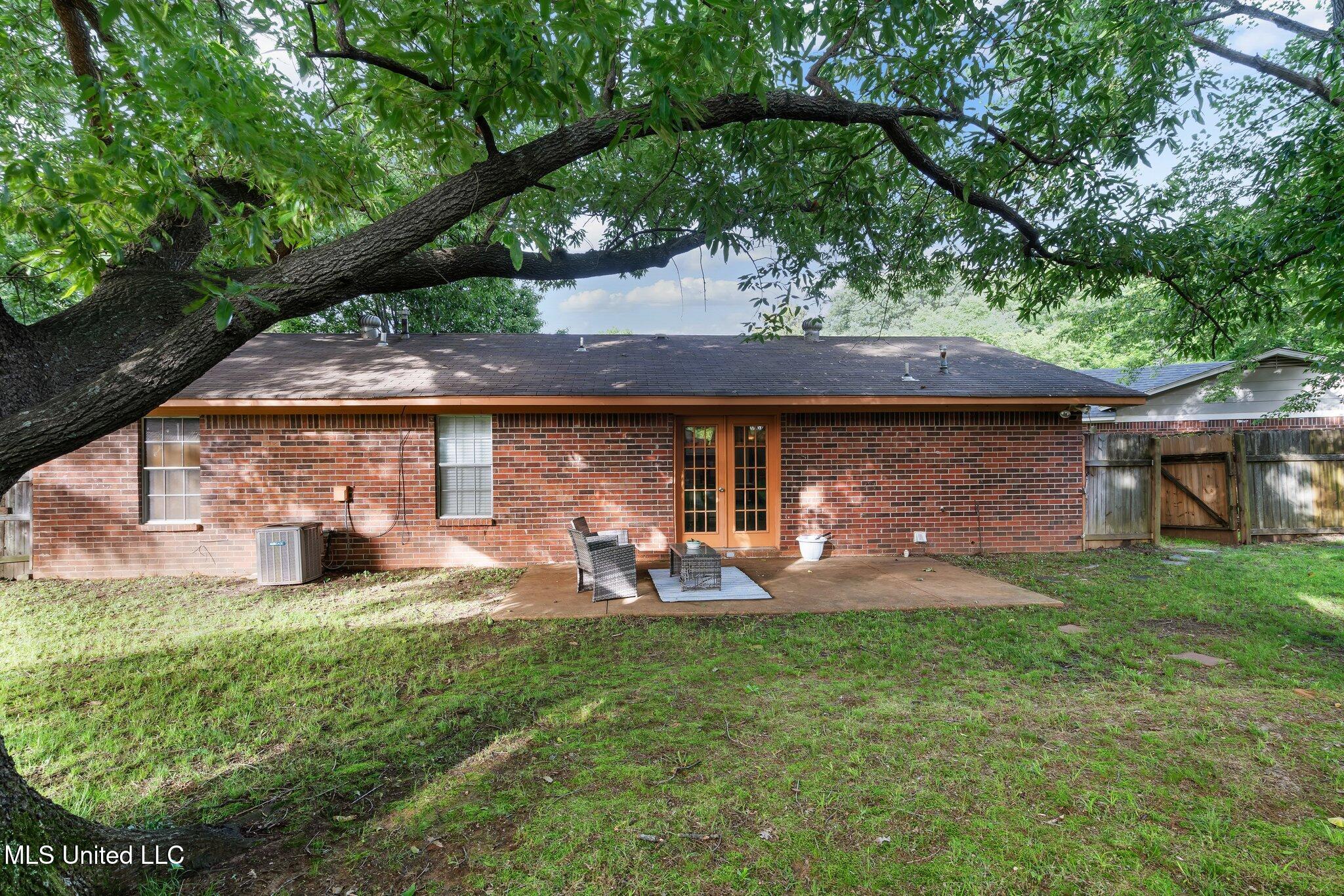 6435 Knight Cove, Horn Lake, Mississippi image 20