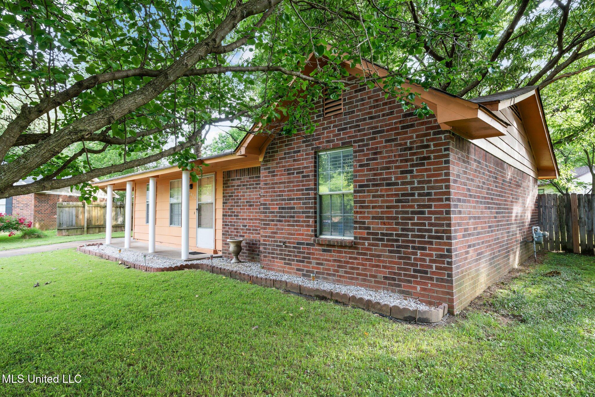6435 Knight Cove, Horn Lake, Mississippi image 3