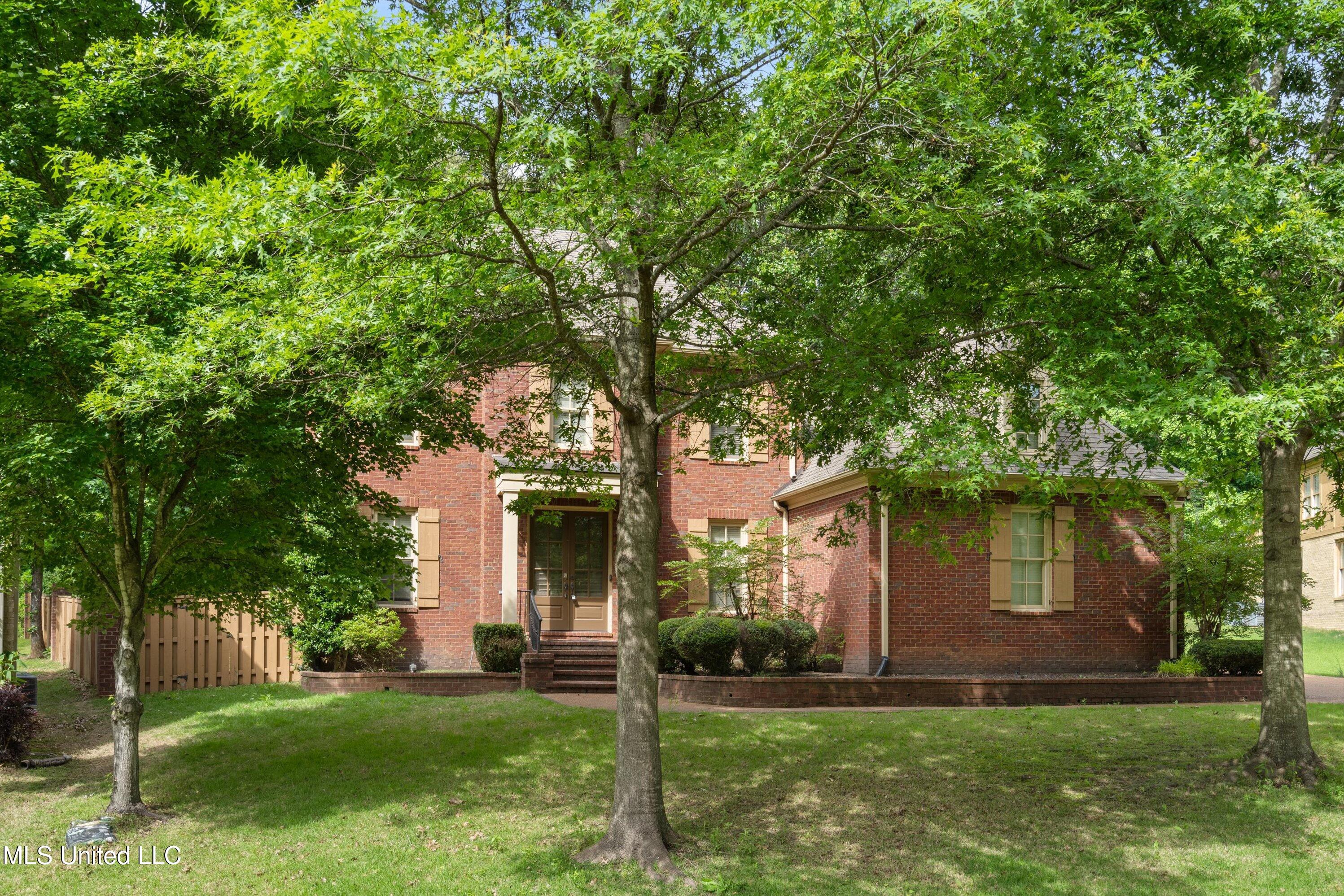 4788 Bon Jour Lane, Nesbit, Mississippi image 2