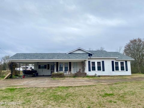 Homes For Sale - 1048 Barnes Road<br/> Crystal Springs, MS 39059