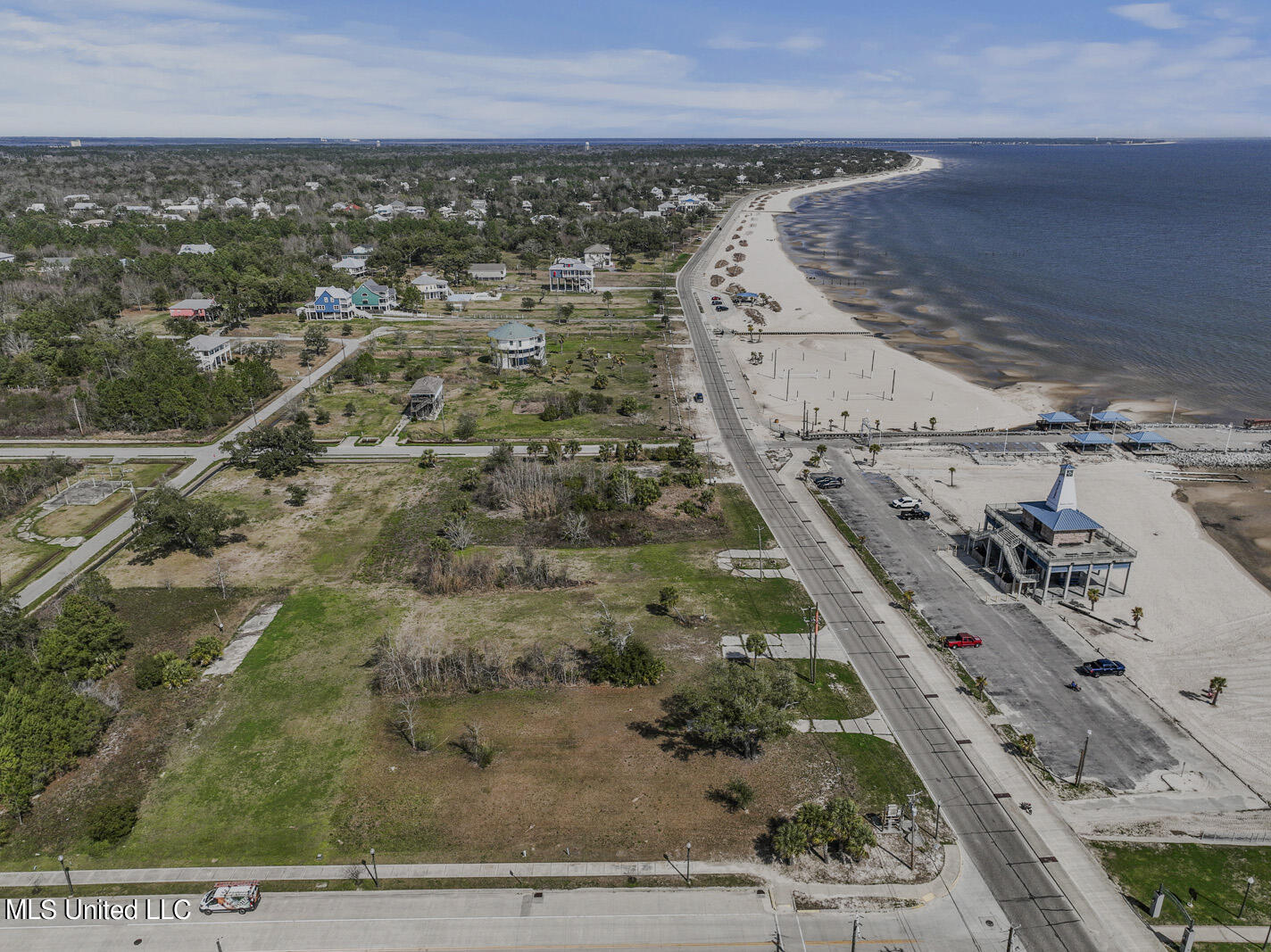 113 N Beach Boulevard, Waveland, Mississippi image 7