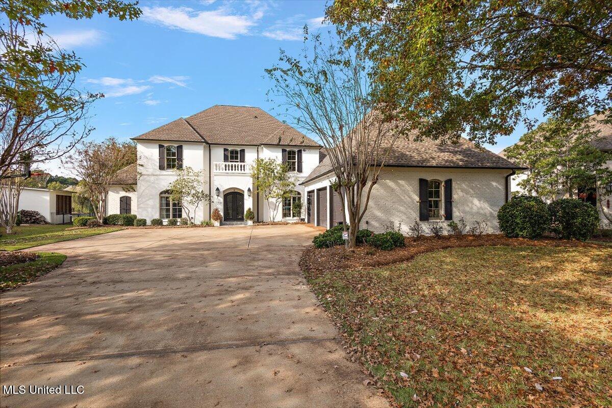 01Front Yard