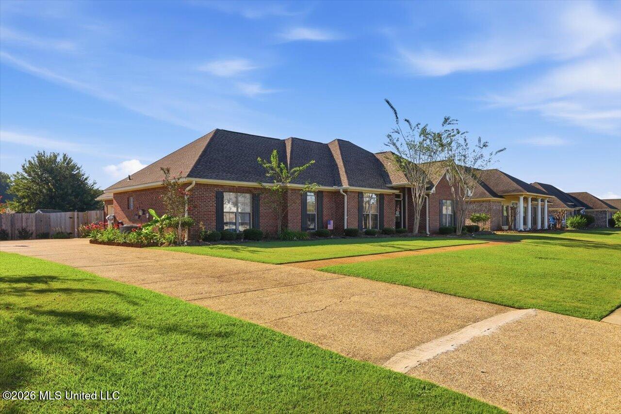 335 Towne Street