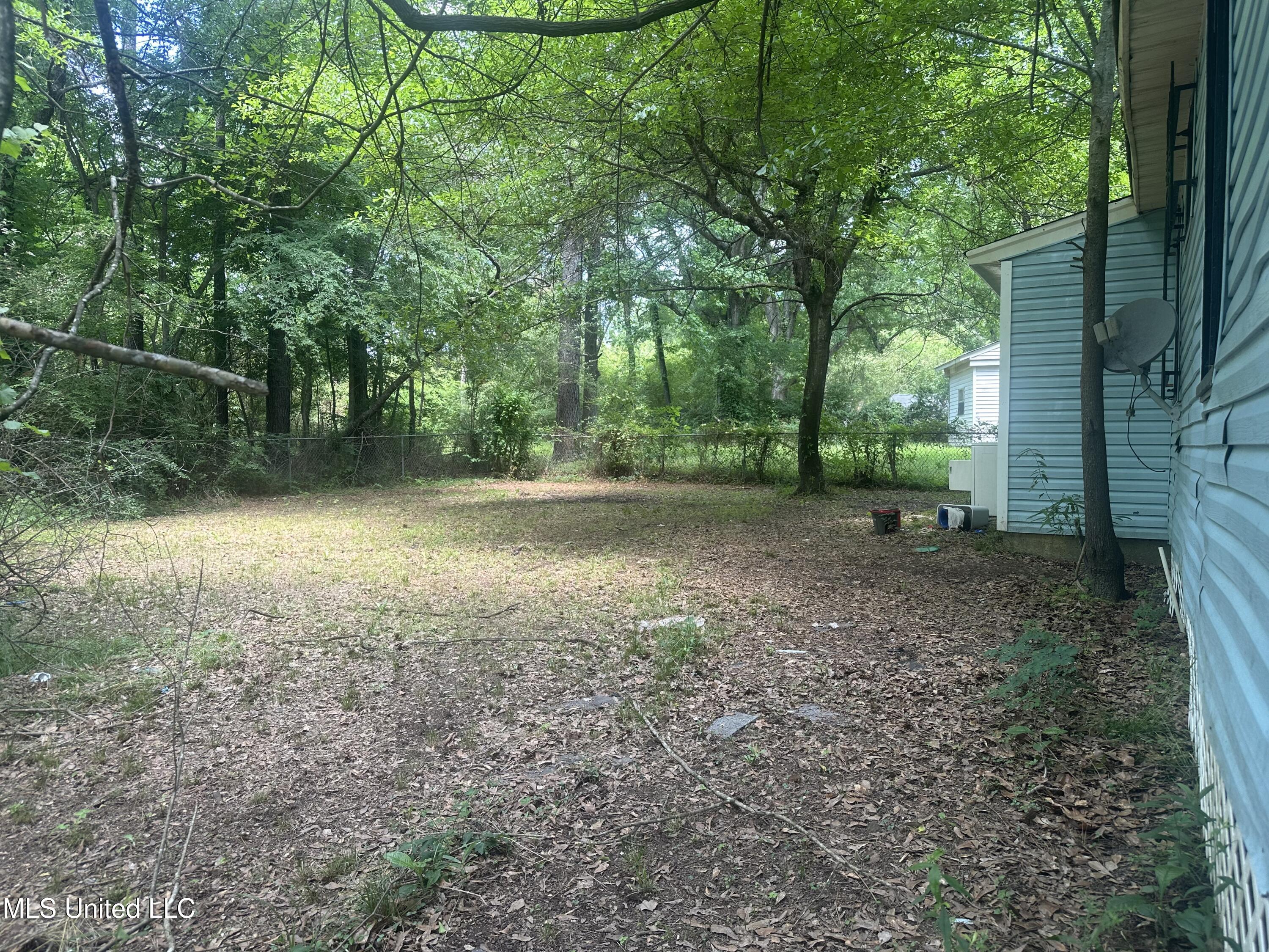 721 Glenmont Drive, Jackson, Mississippi image 27