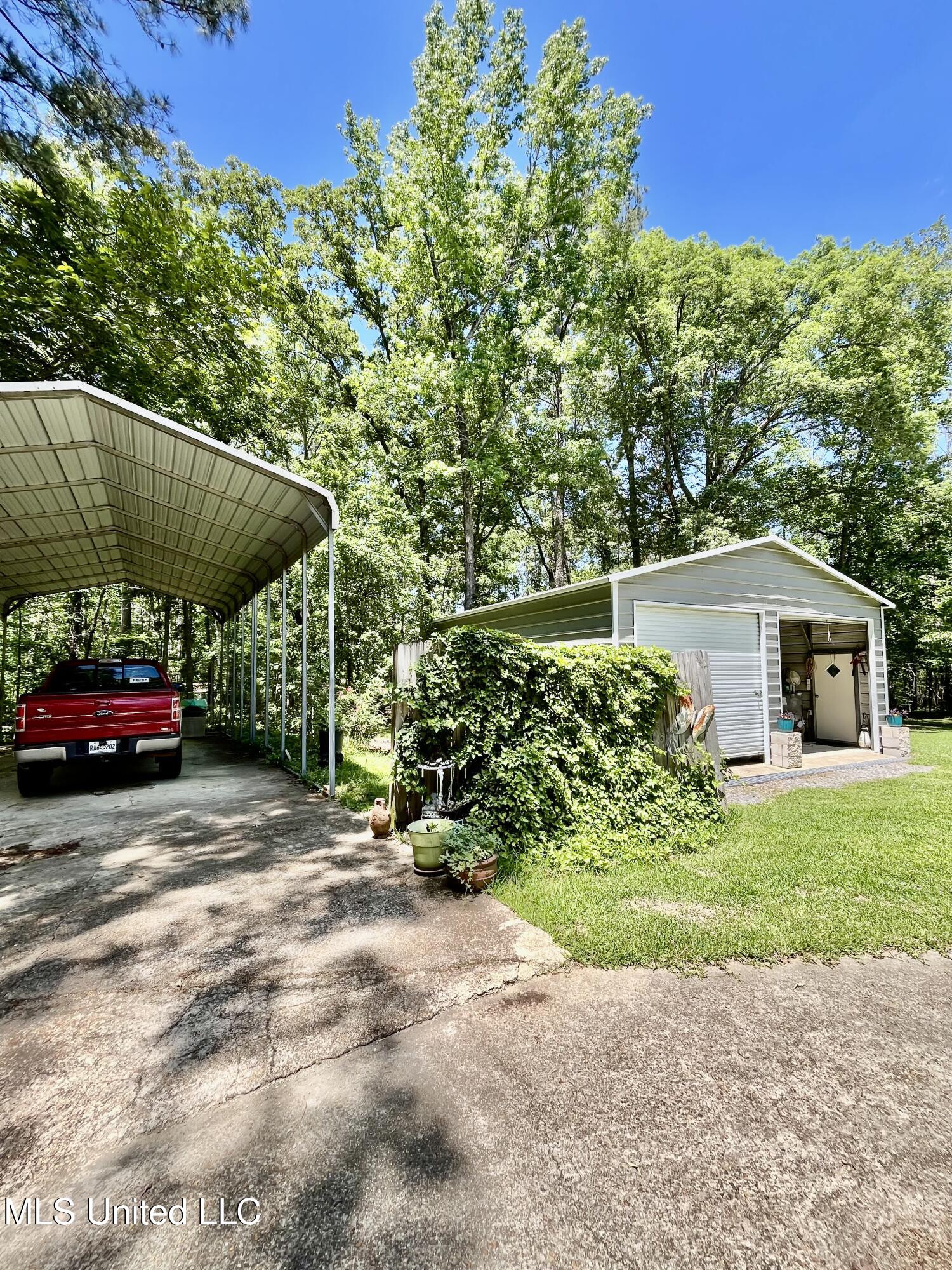 415 Greenbriar Street, Brandon, Mississippi image 13
