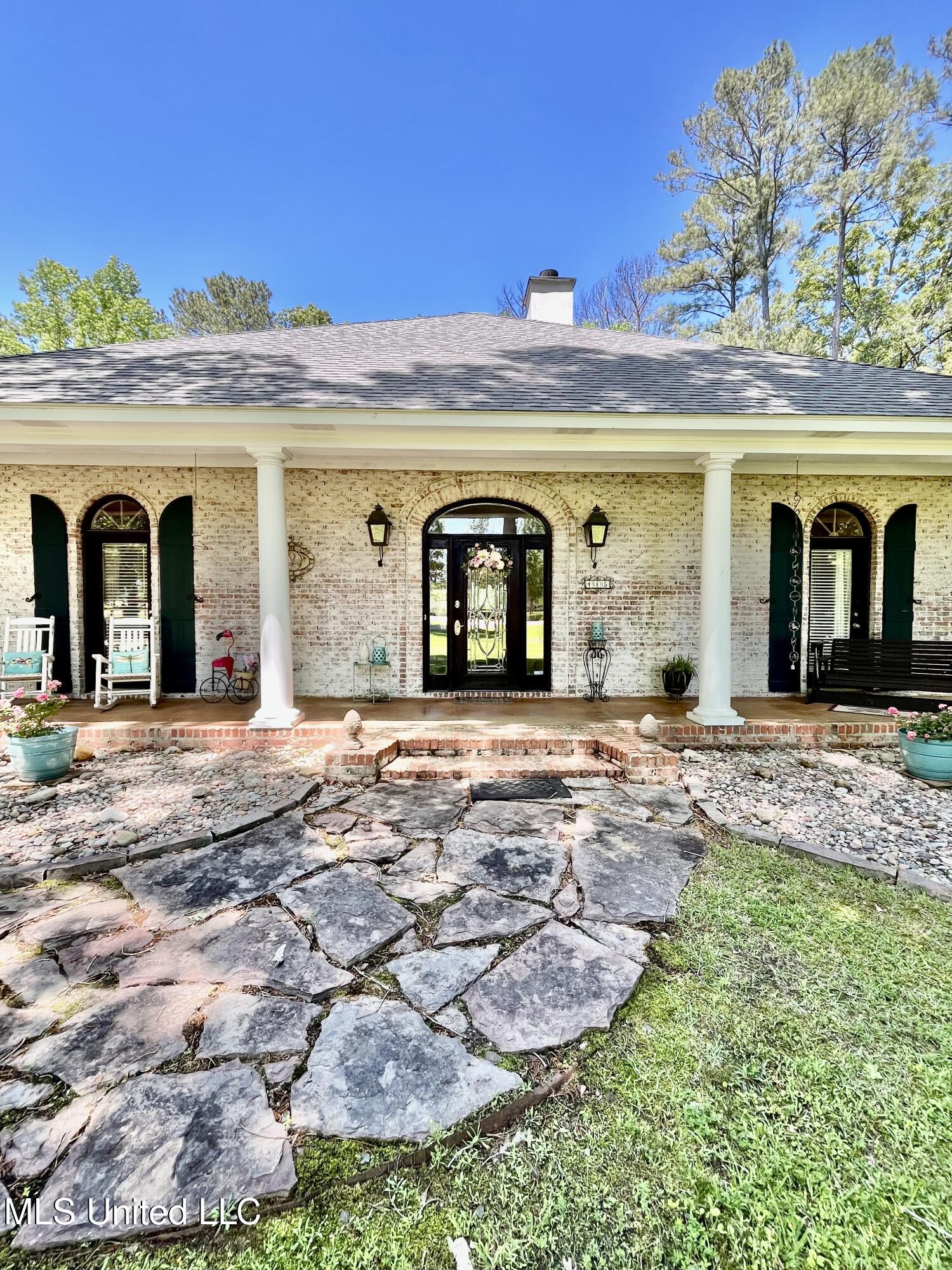 415 Greenbriar Street, Brandon, Mississippi image 4