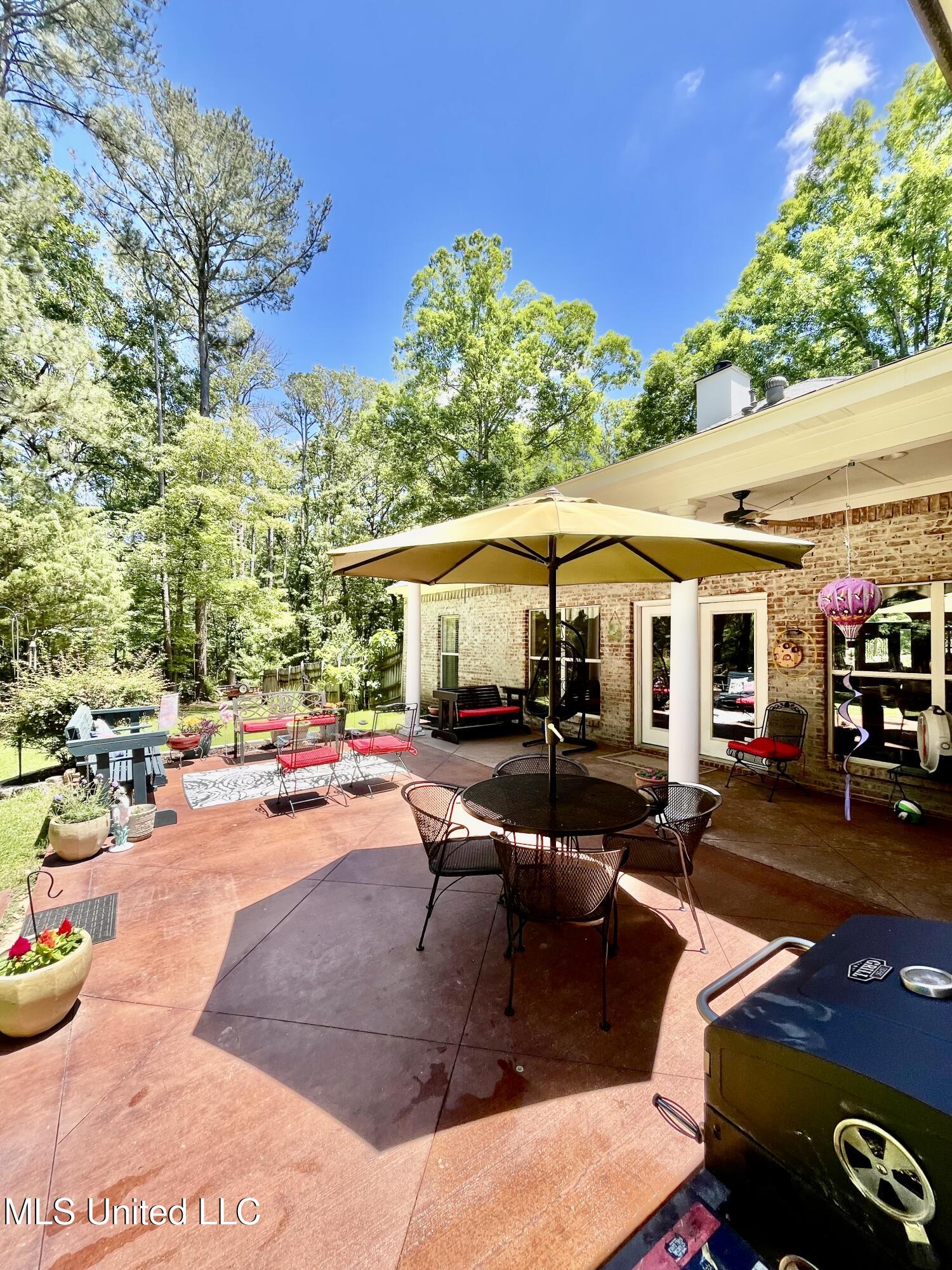 415 Greenbriar Street, Brandon, Mississippi image 17