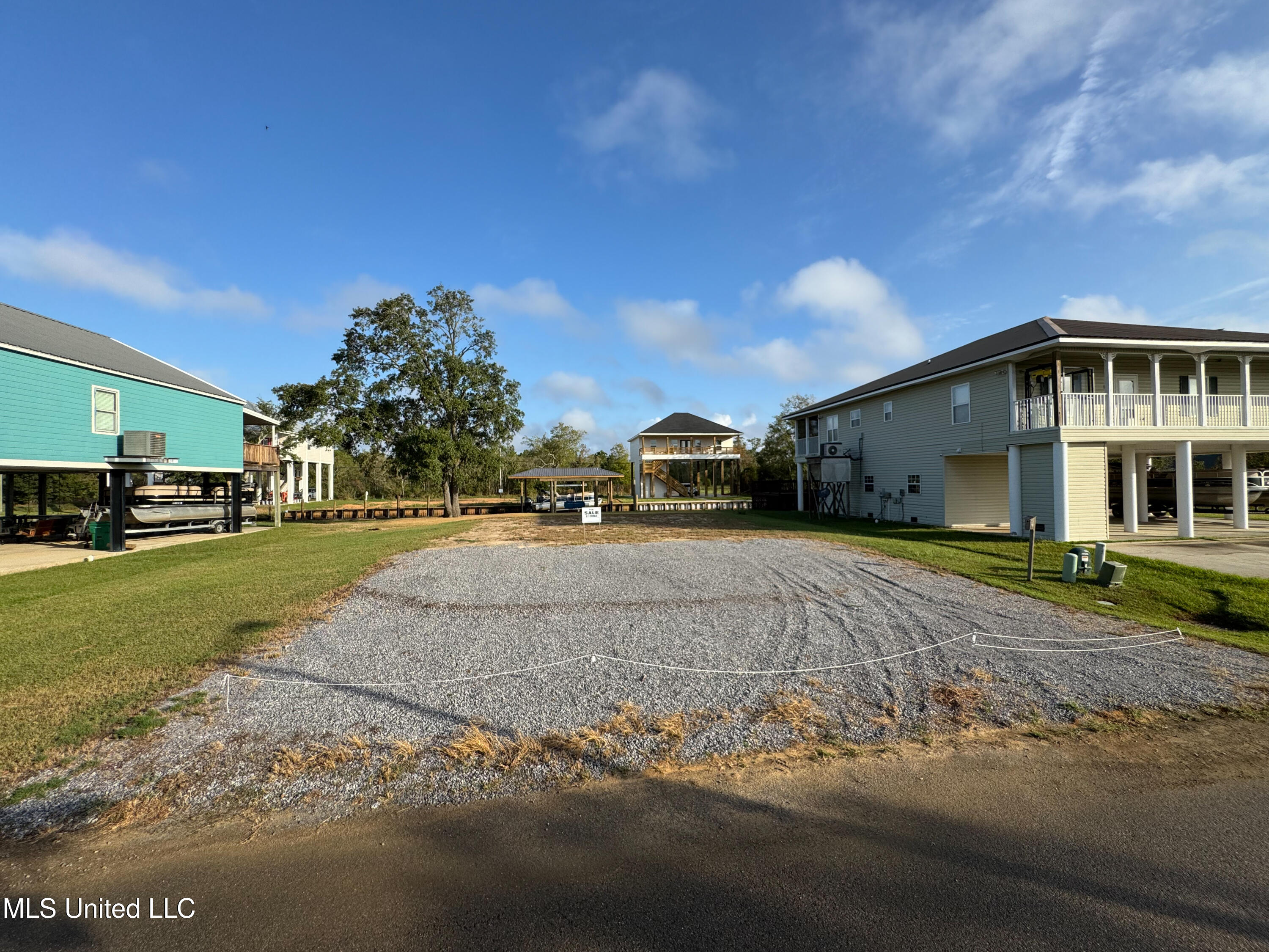 11119 Bay Cove Drive, Bay Saint Louis, Mississippi image 4