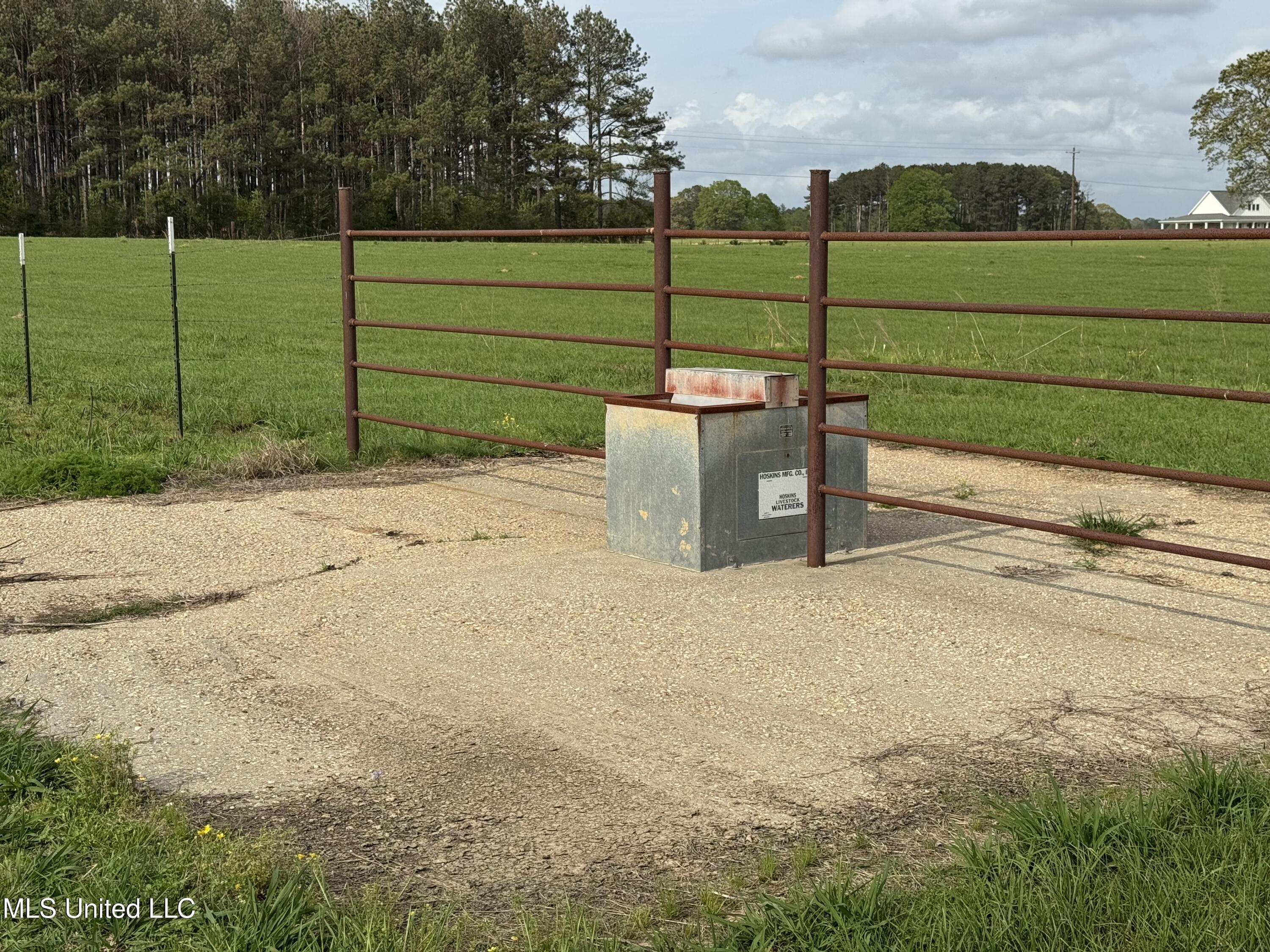 2451 SW Dalton Lane, Smithdale, Mississippi image 49