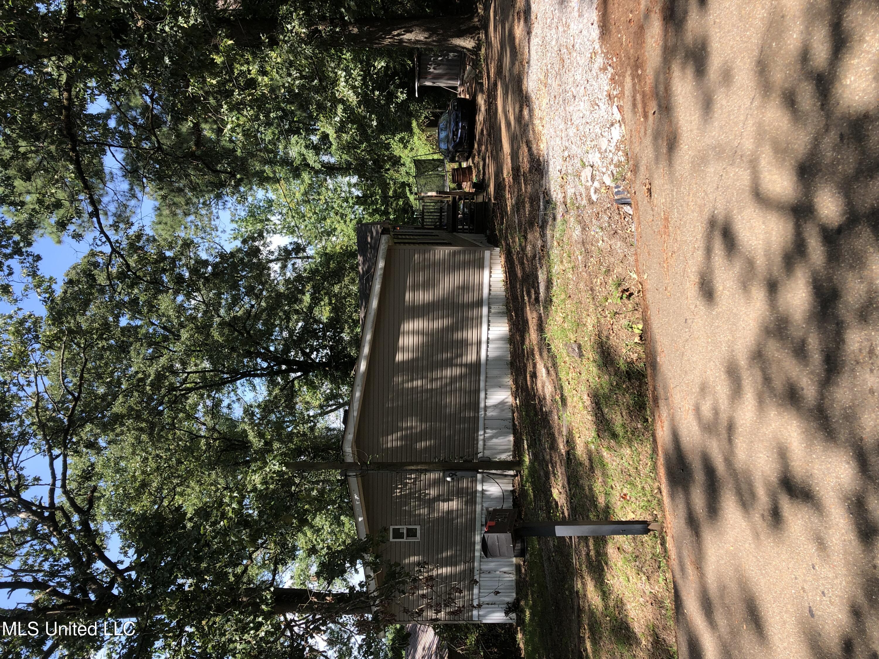 241 Barn Street, Richland, Mississippi image 1