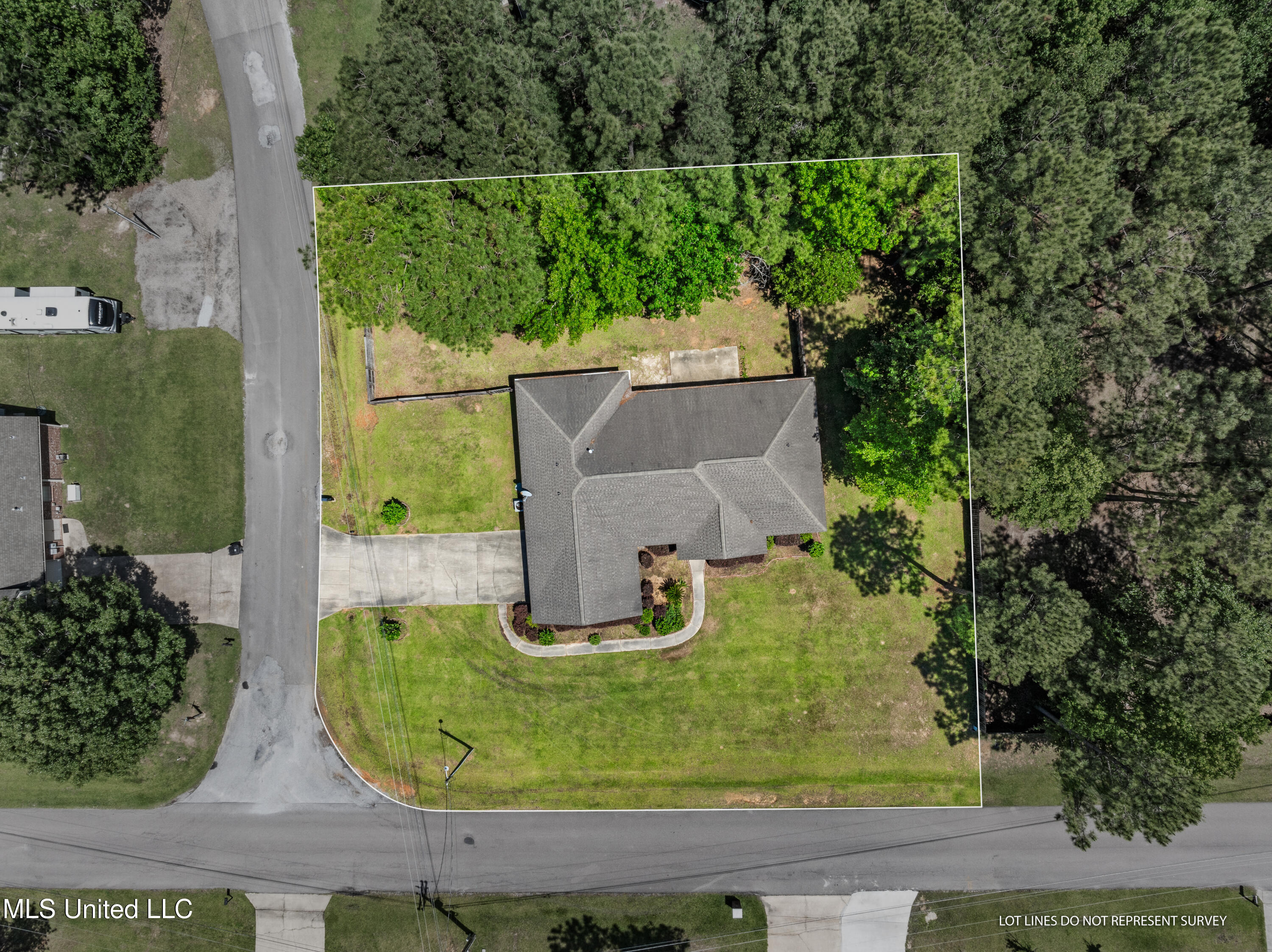 2 Driftwood Drive, Petal, Mississippi image 40