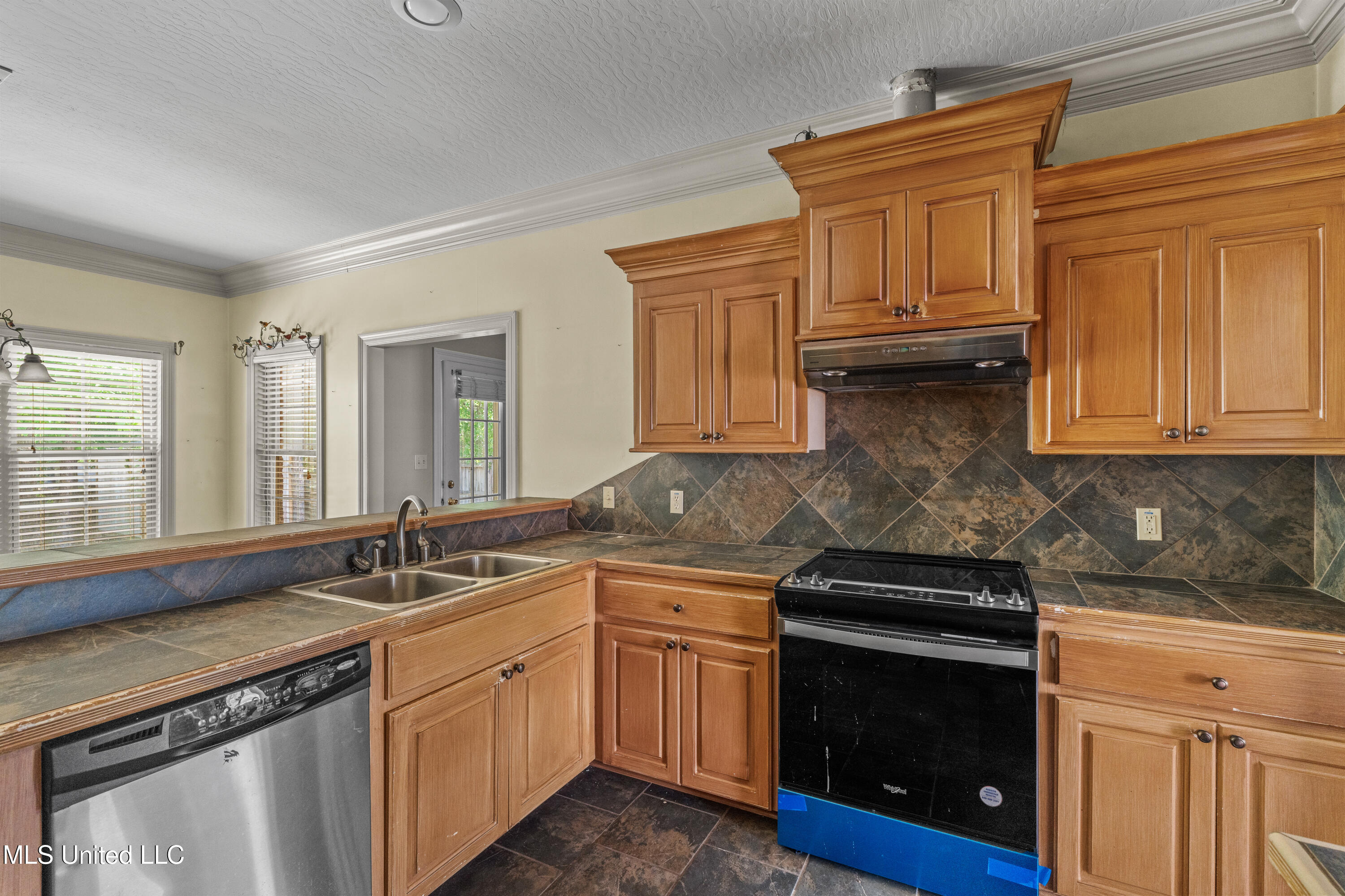 2 Driftwood Drive, Petal, Mississippi image 17