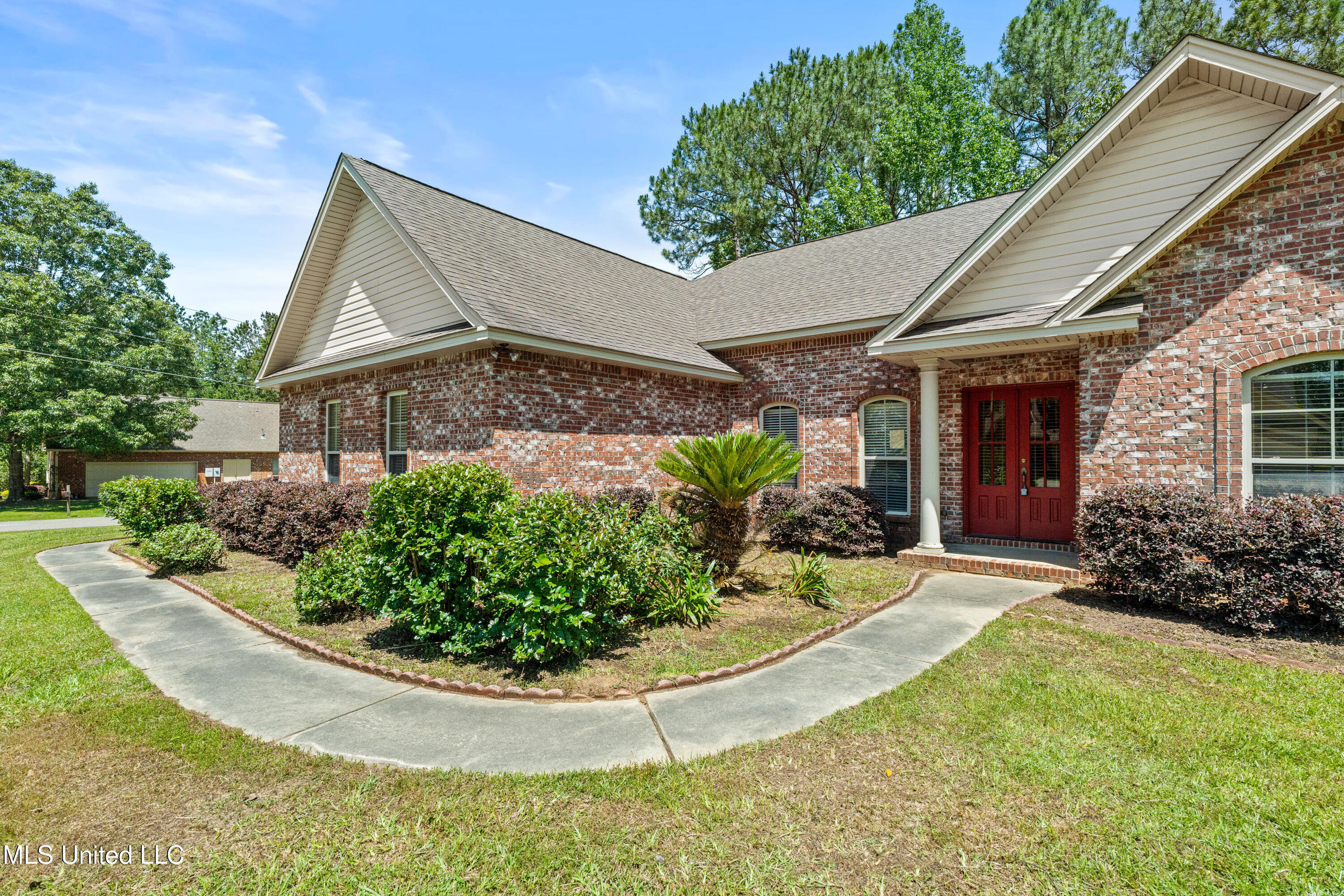 2 Driftwood Drive, Petal, Mississippi image 5
