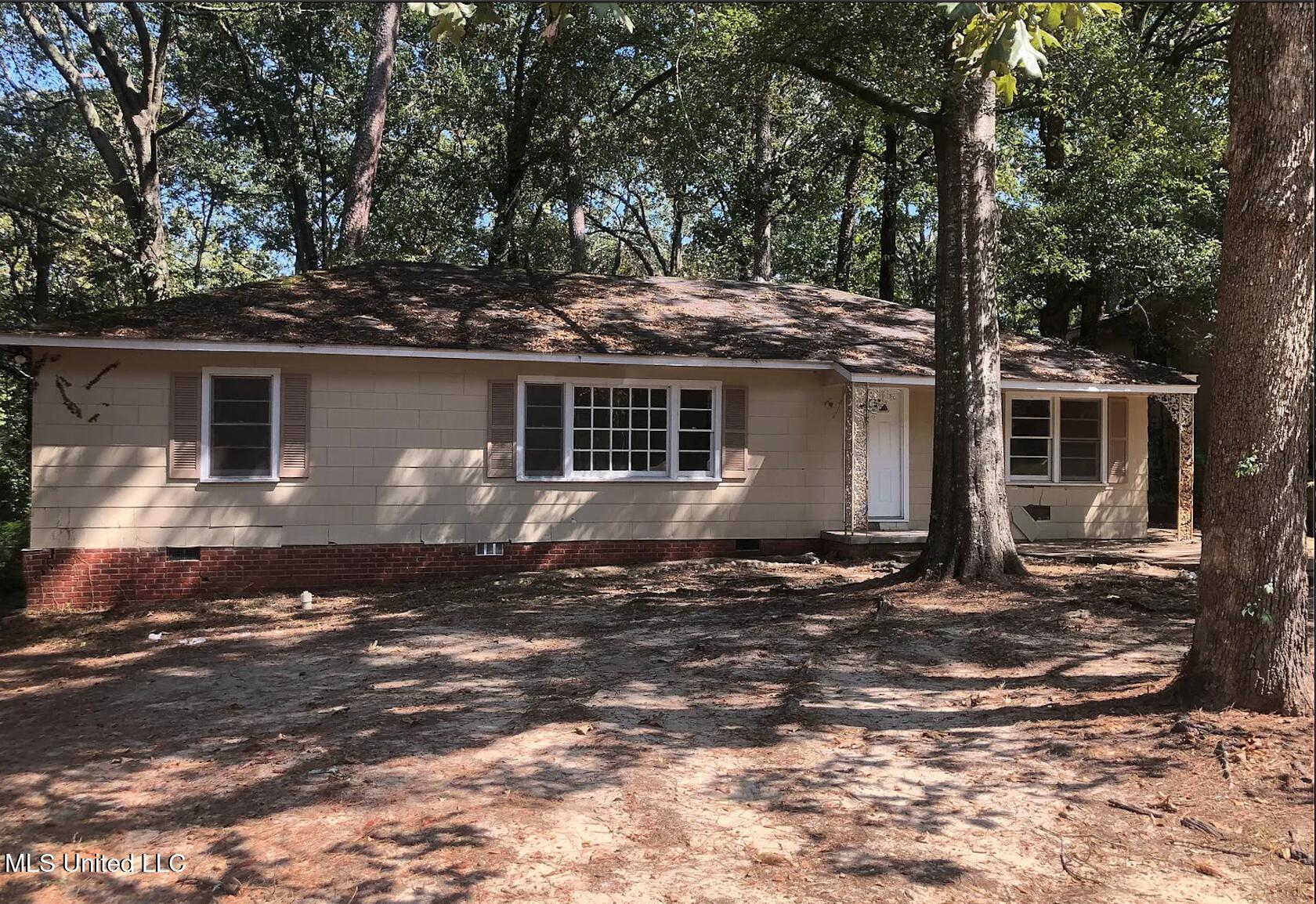 2462 Paden Street, Jackson, Mississippi image 1