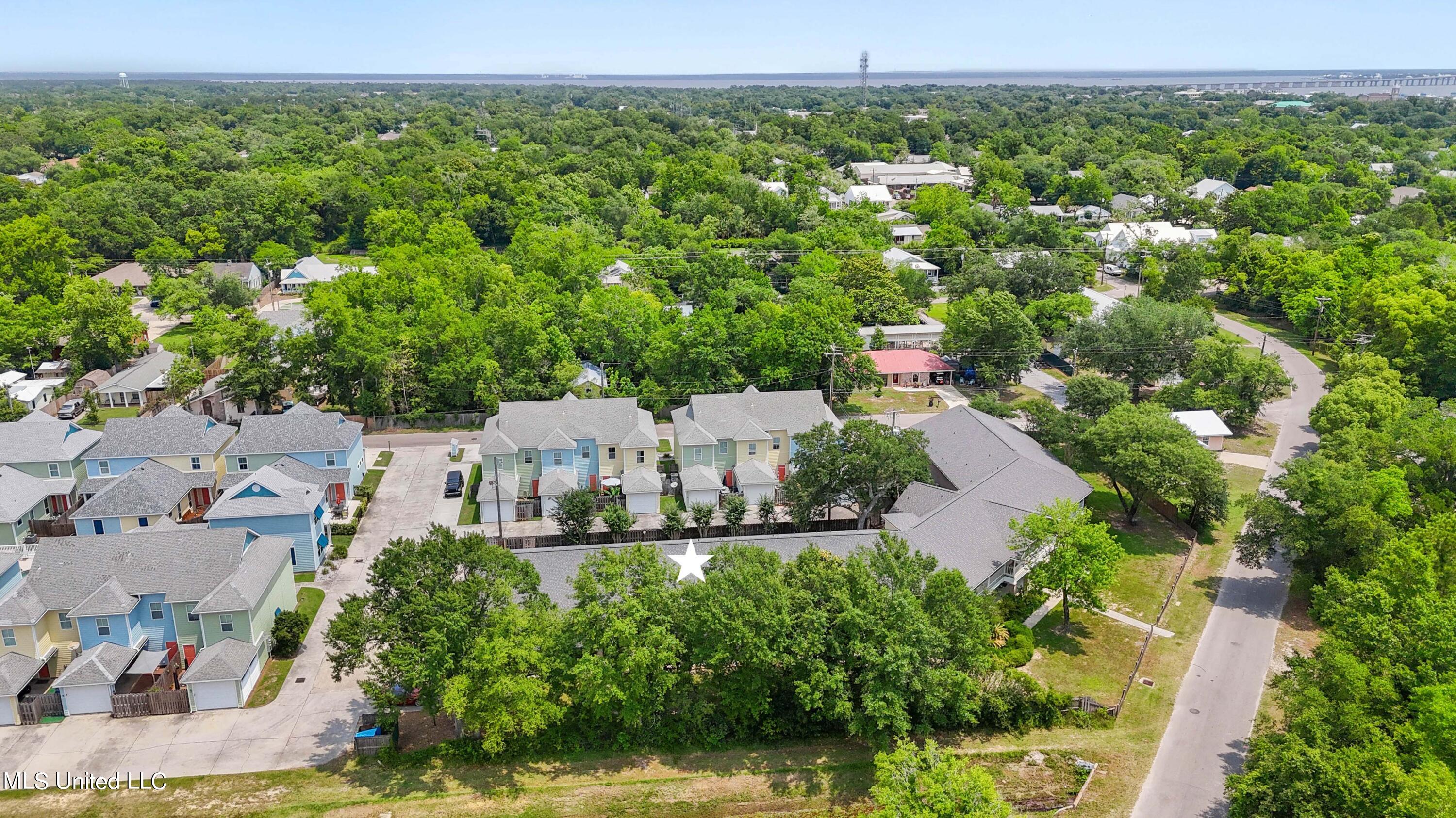 515 Third Street #10, Bay Saint Louis, Mississippi image 19