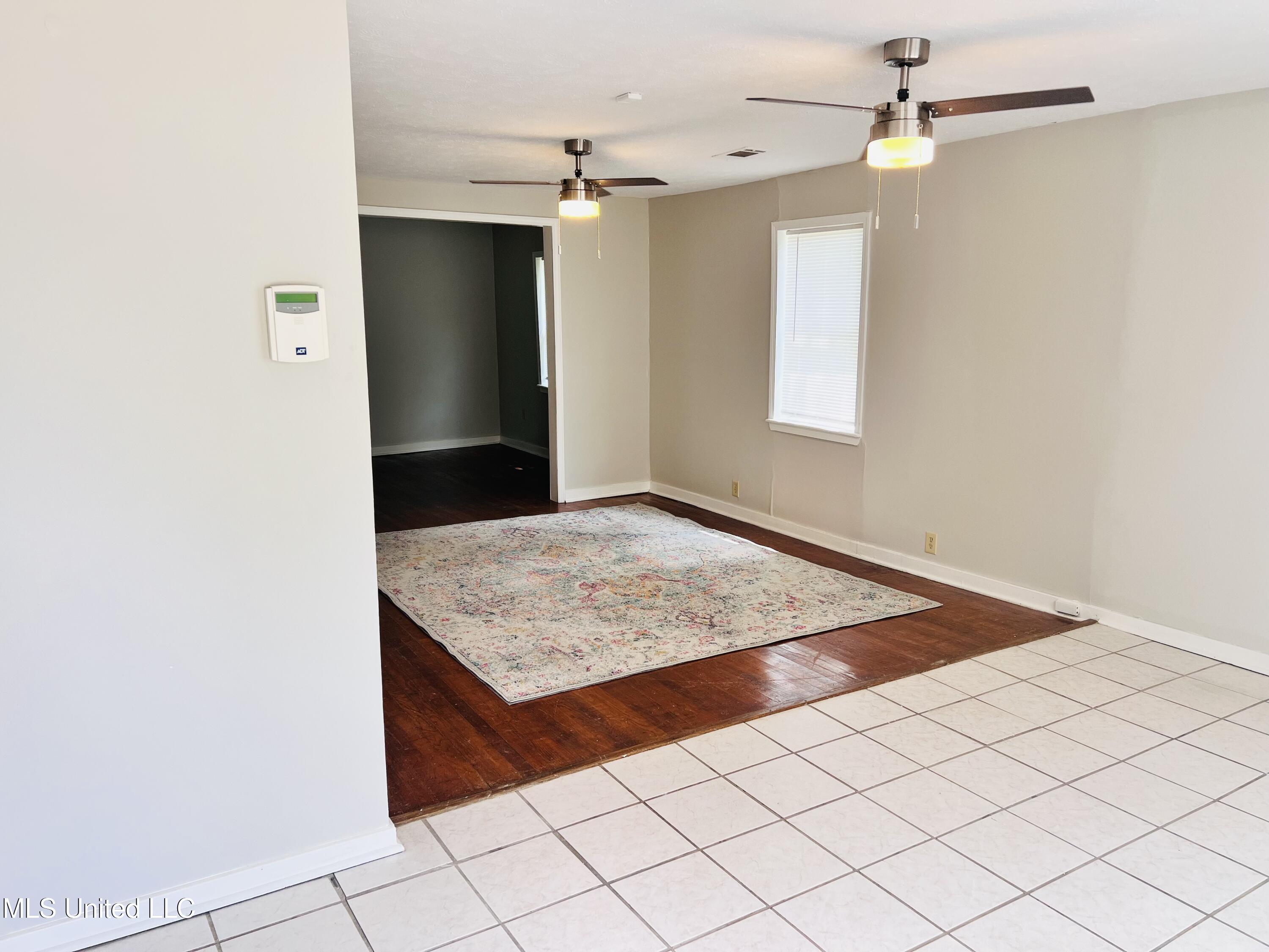 1332 Fernwood Drive, Jackson, Mississippi image 4