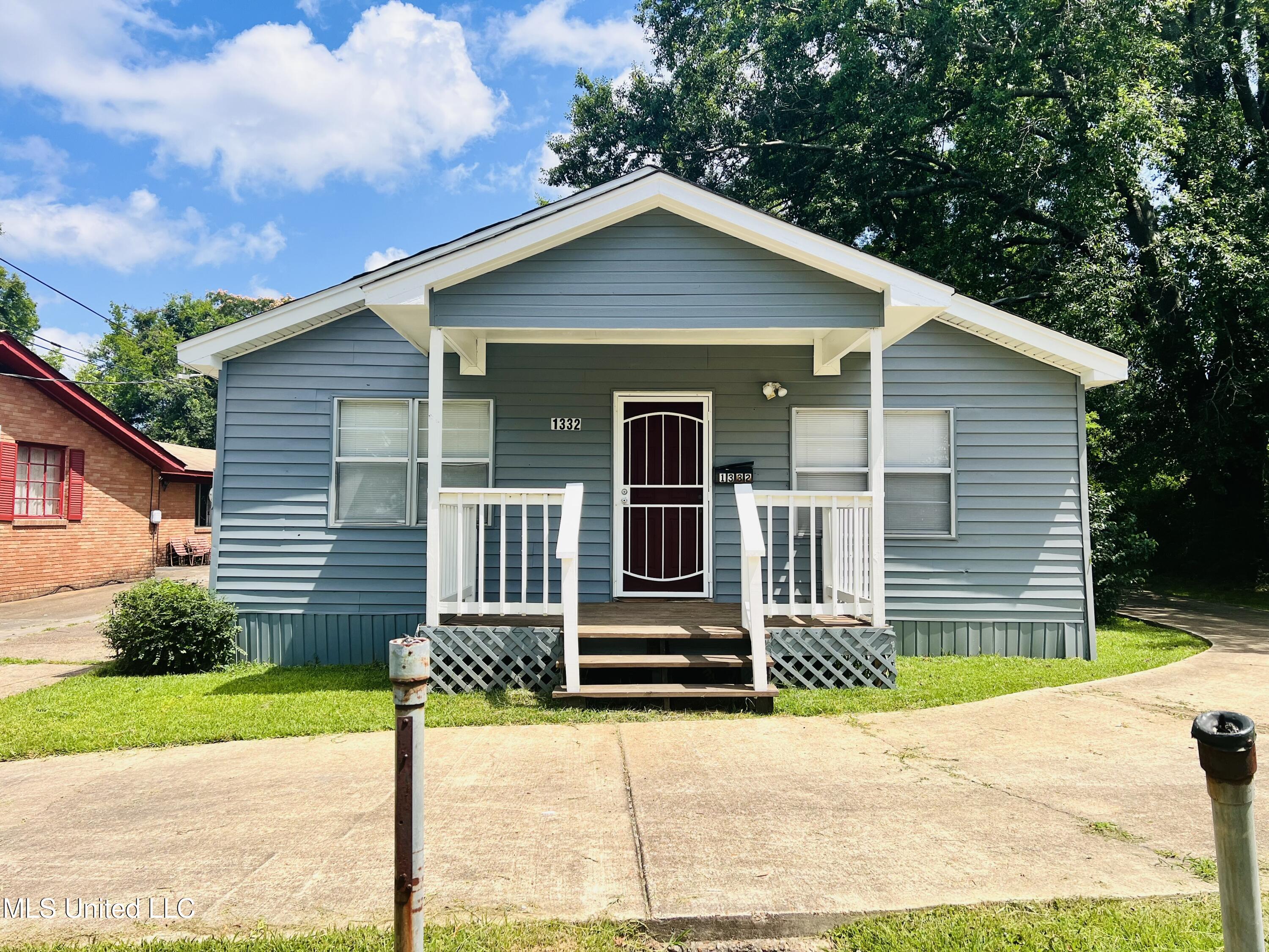 1332 Fernwood Drive, Jackson, Mississippi image 1